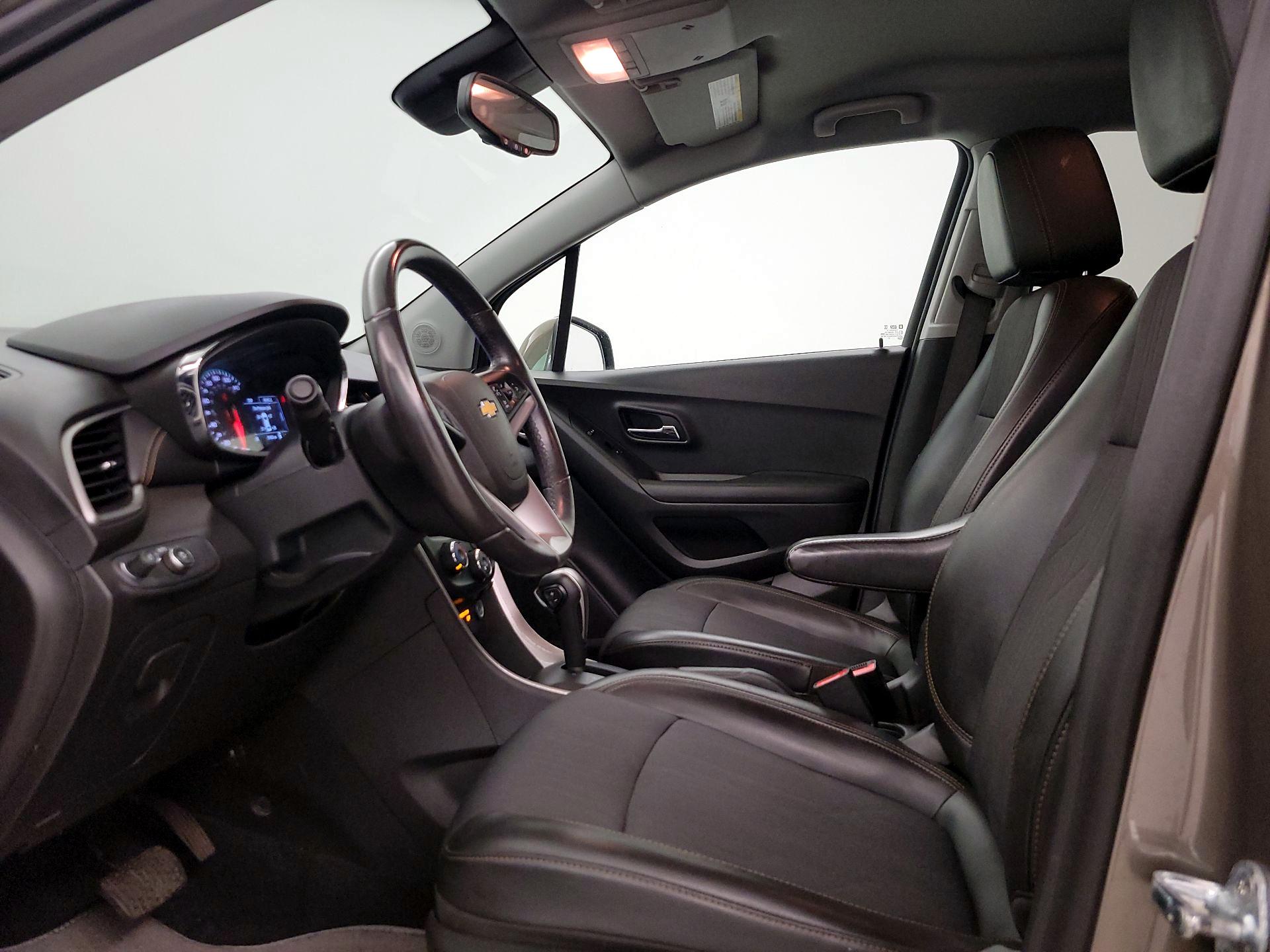 Thumbnail: 2021 Chevrolet Trax - 11