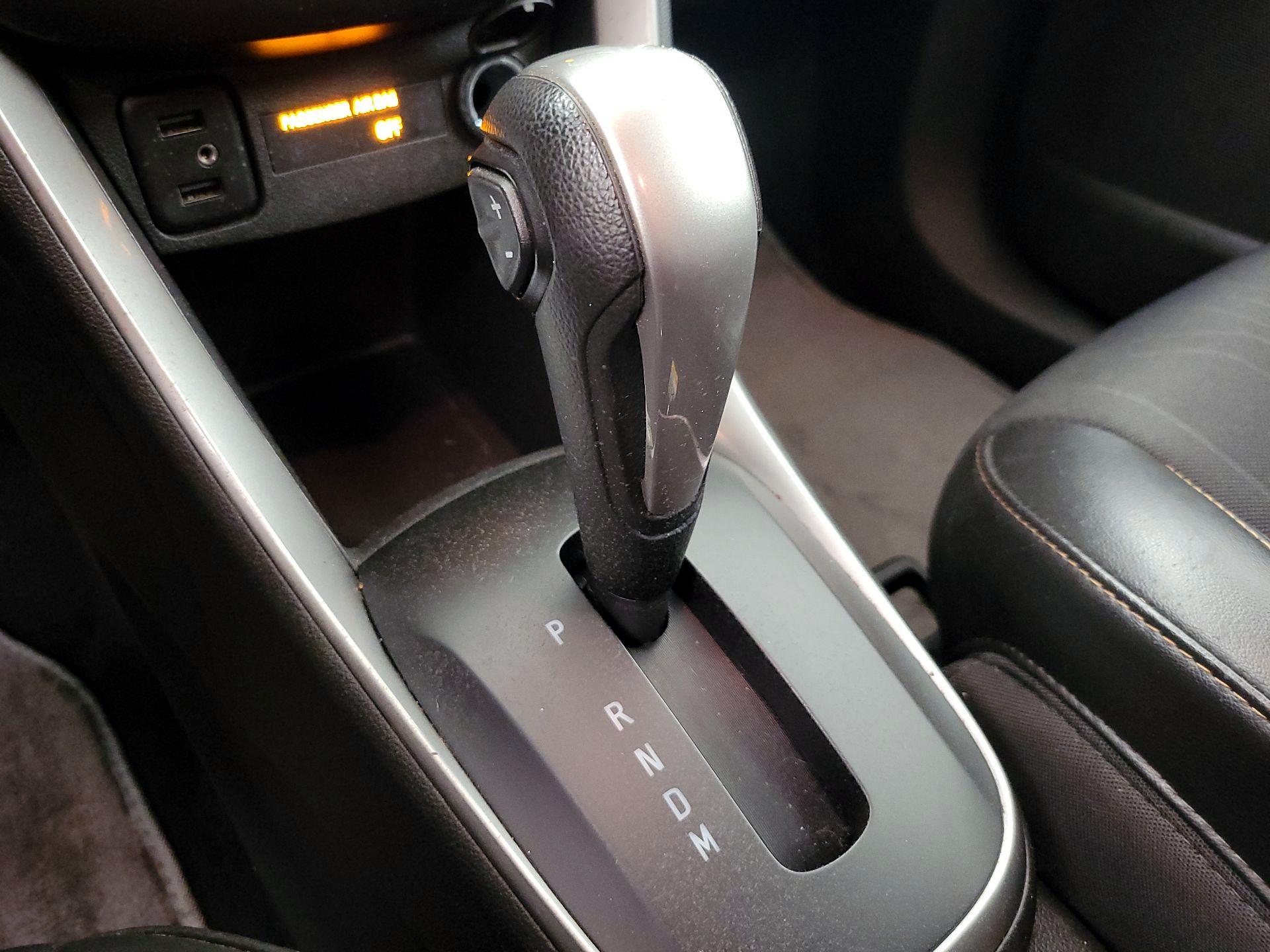 Thumbnail: 2021 Chevrolet Trax - 17