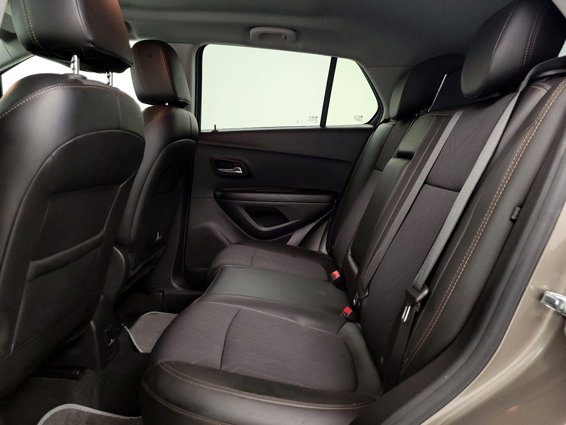 Thumbnail: 2021 Chevrolet Trax - 19