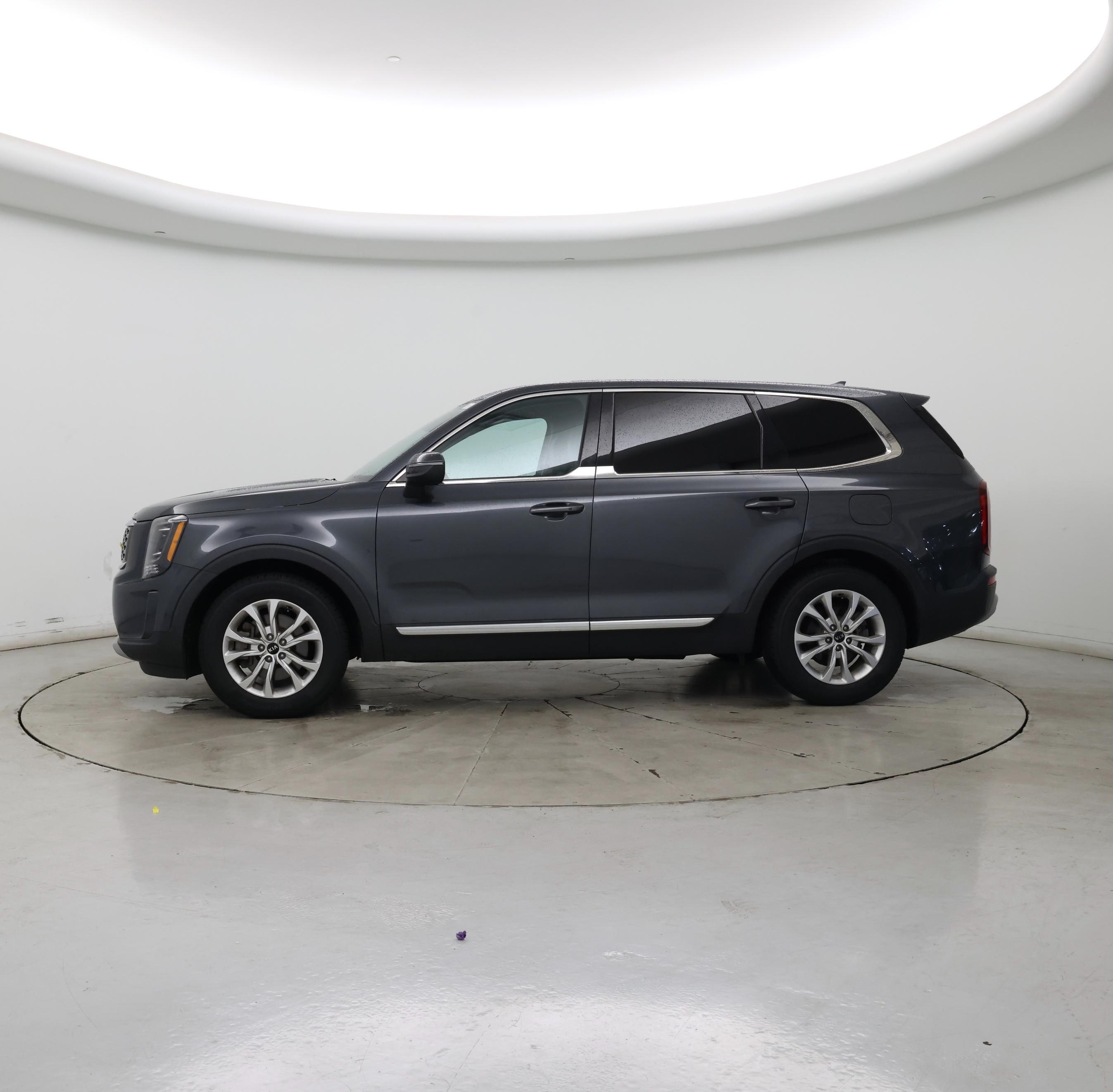 Thumbnail: 2020 Kia Telluride - 3