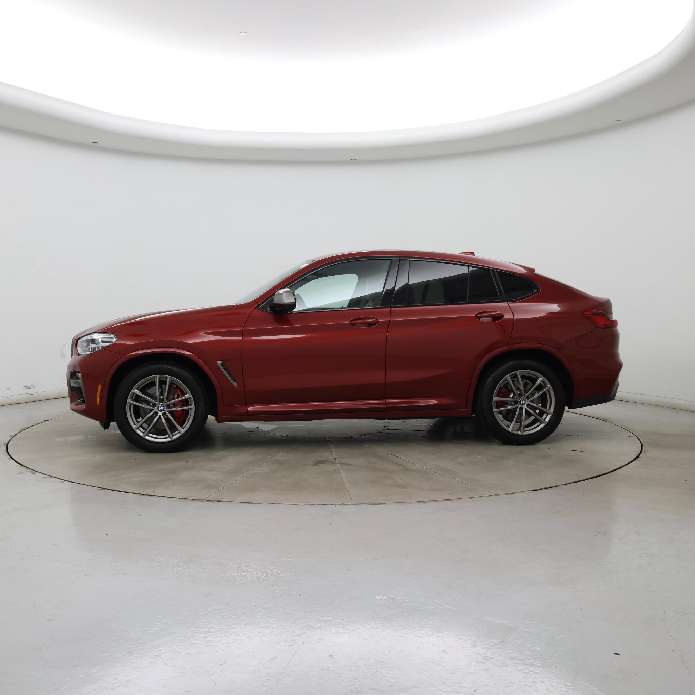 Thumbnail: 2021 BMW X4 - 3