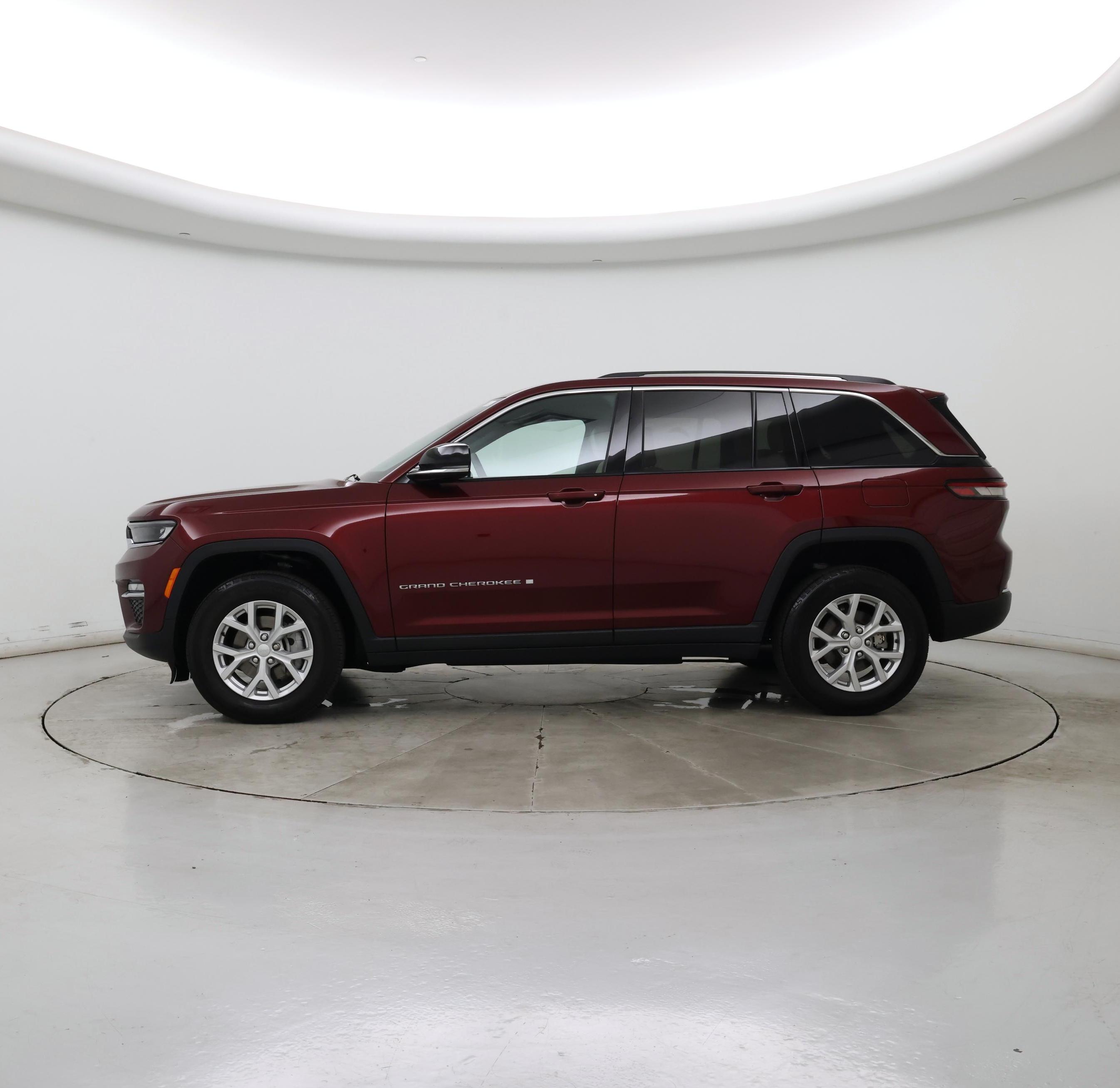 Thumbnail: 2023 Jeep Grand Cherokee - 3