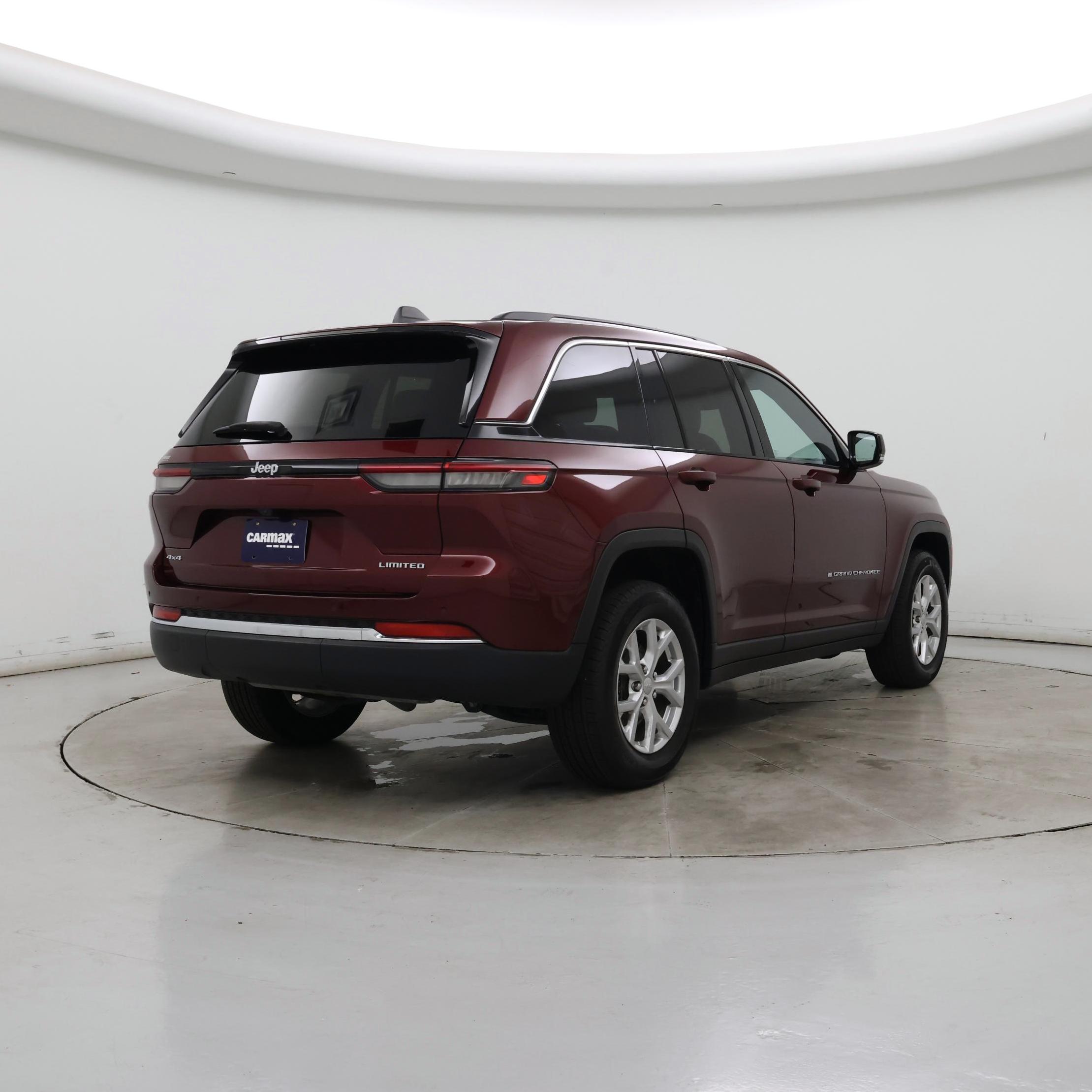 Thumbnail: 2023 Jeep Grand Cherokee - 8
