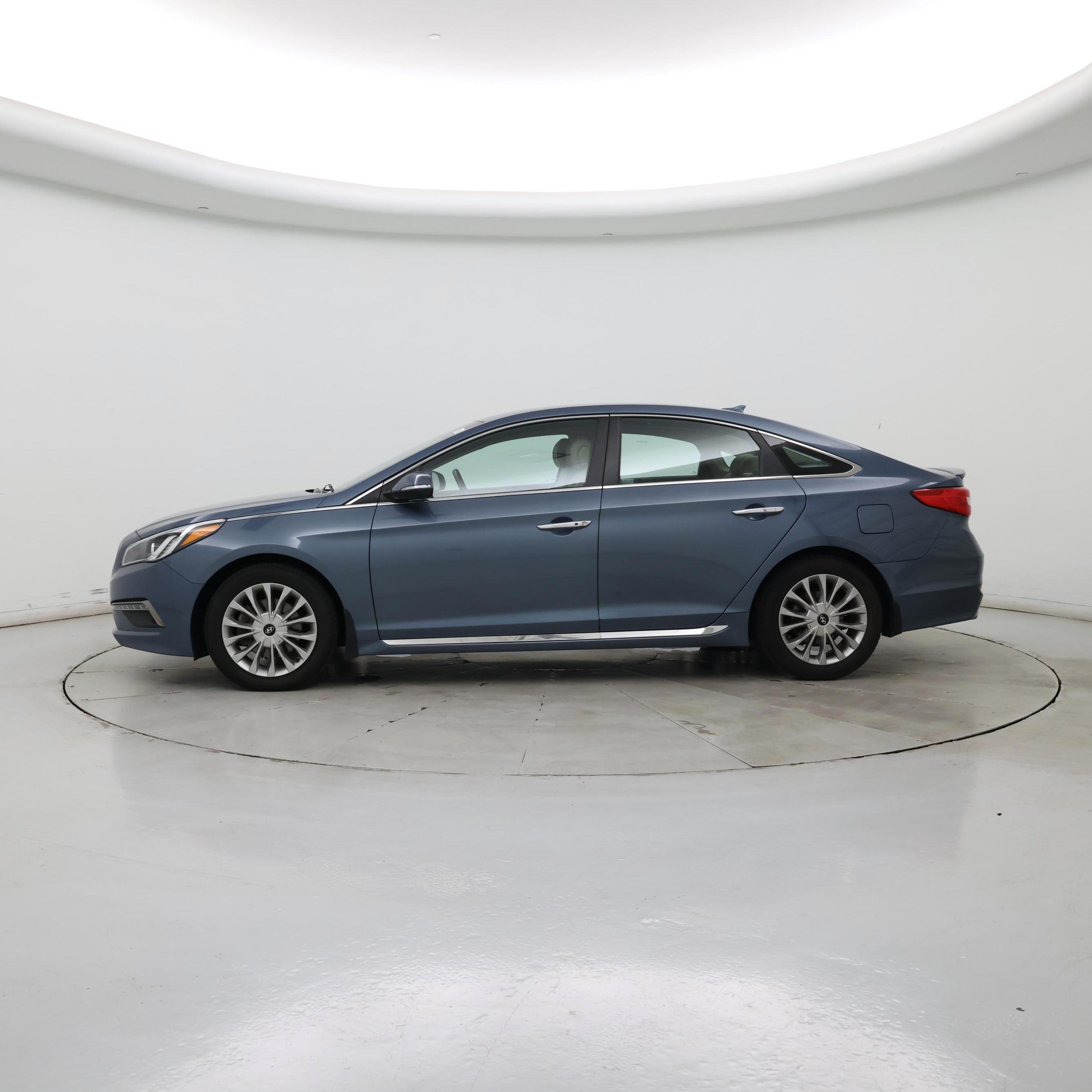 Thumbnail: 2015 Hyundai Sonata - 3