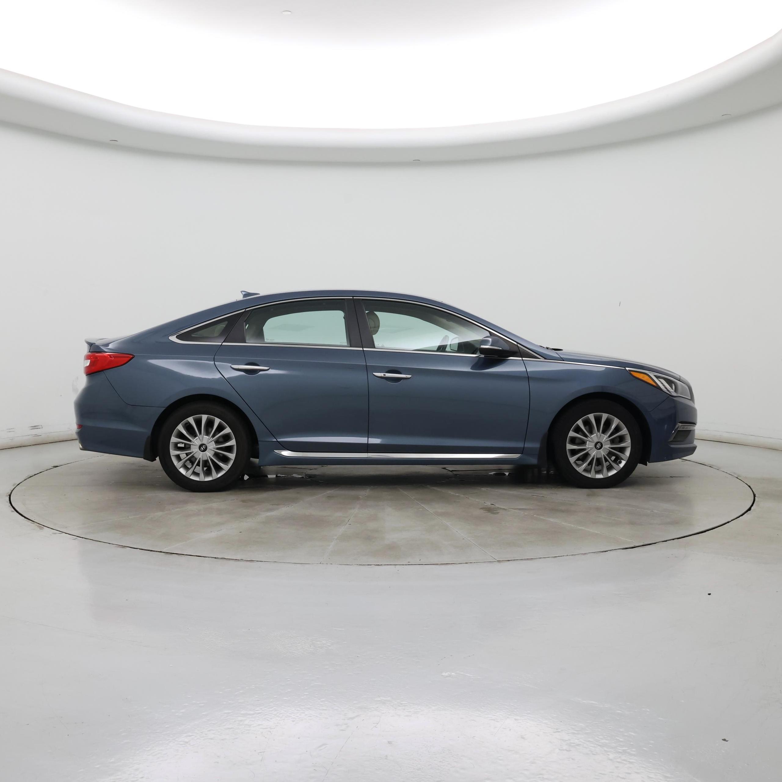 Thumbnail: 2015 Hyundai Sonata - 7