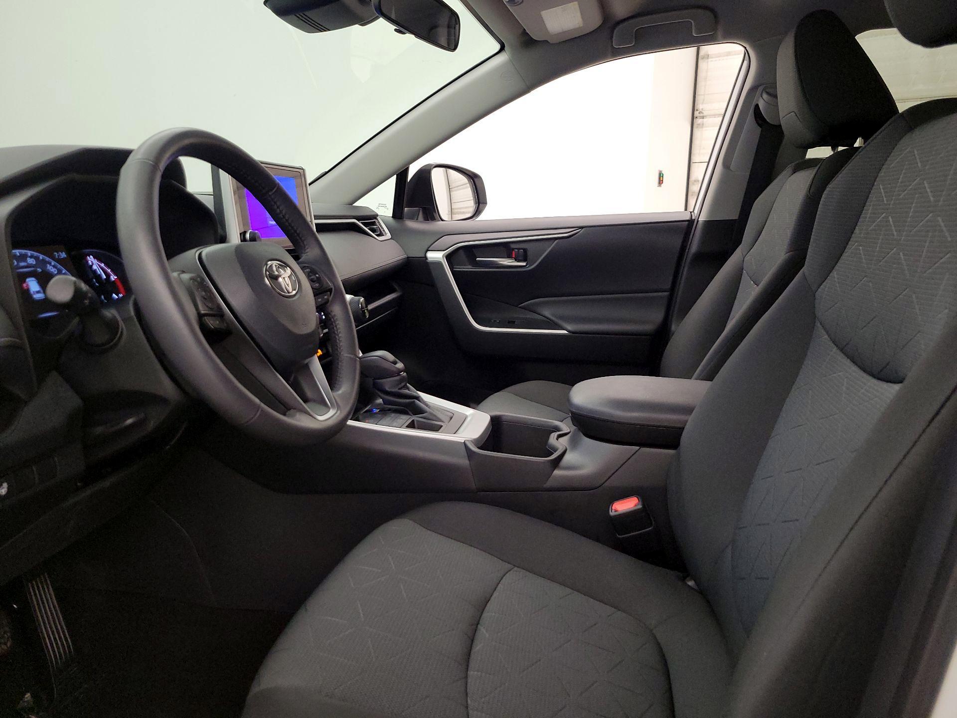 Thumbnail: 2023 Toyota RAV4 - 11