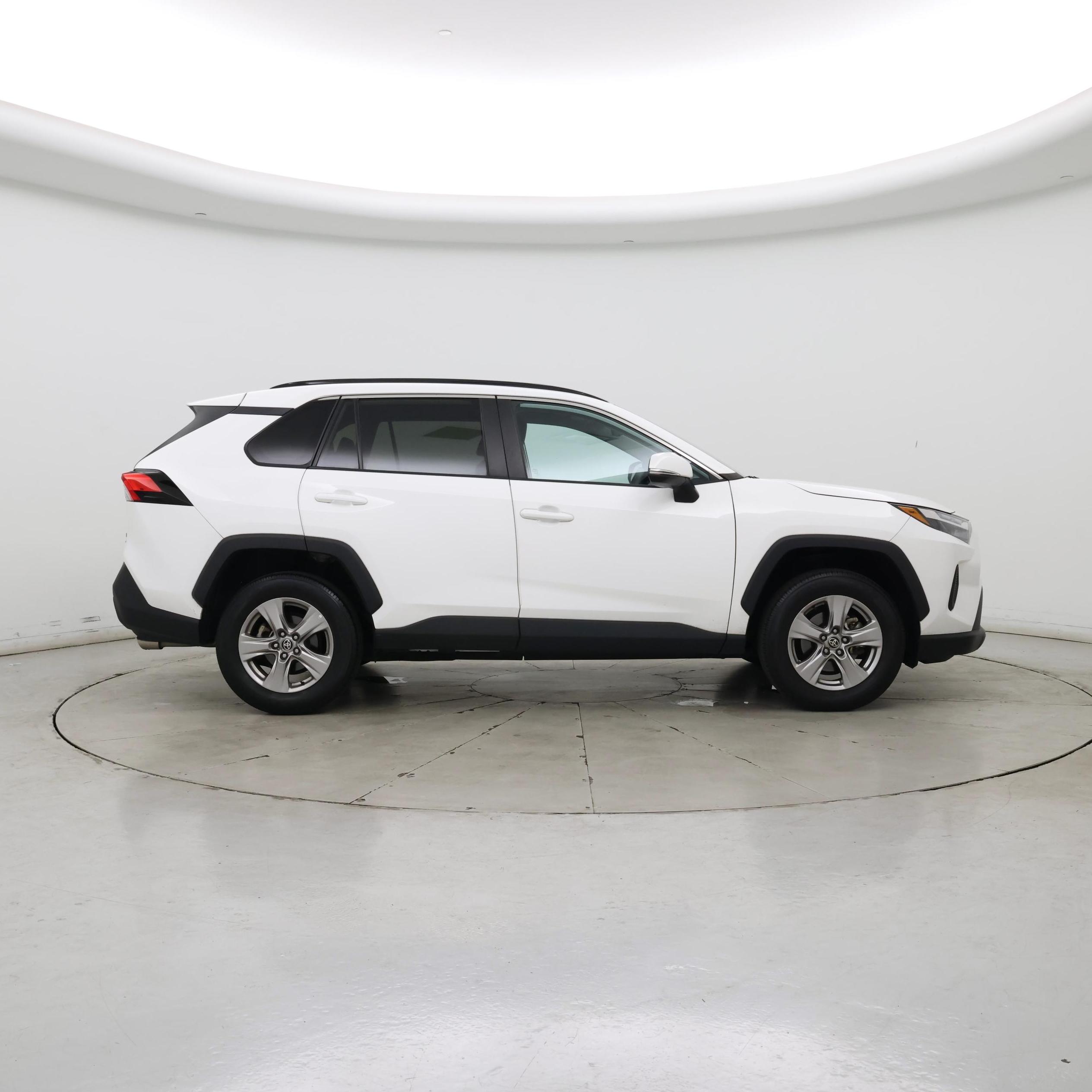 Thumbnail: 2023 Toyota RAV4 - 7
