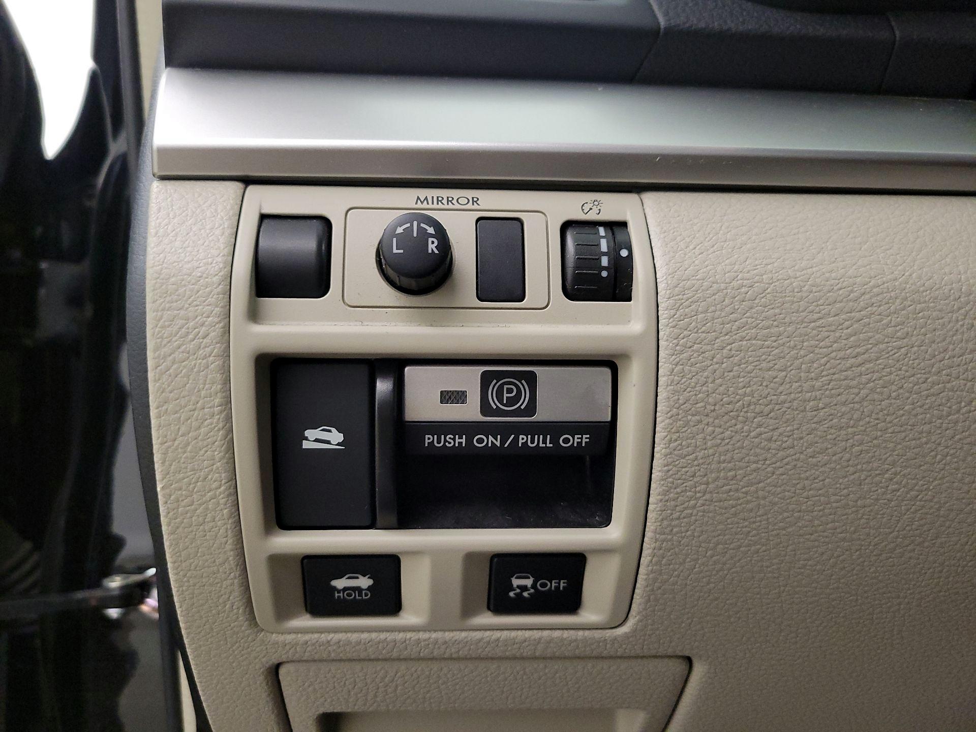 Thumbnail: 2013 Subaru Legacy - 13