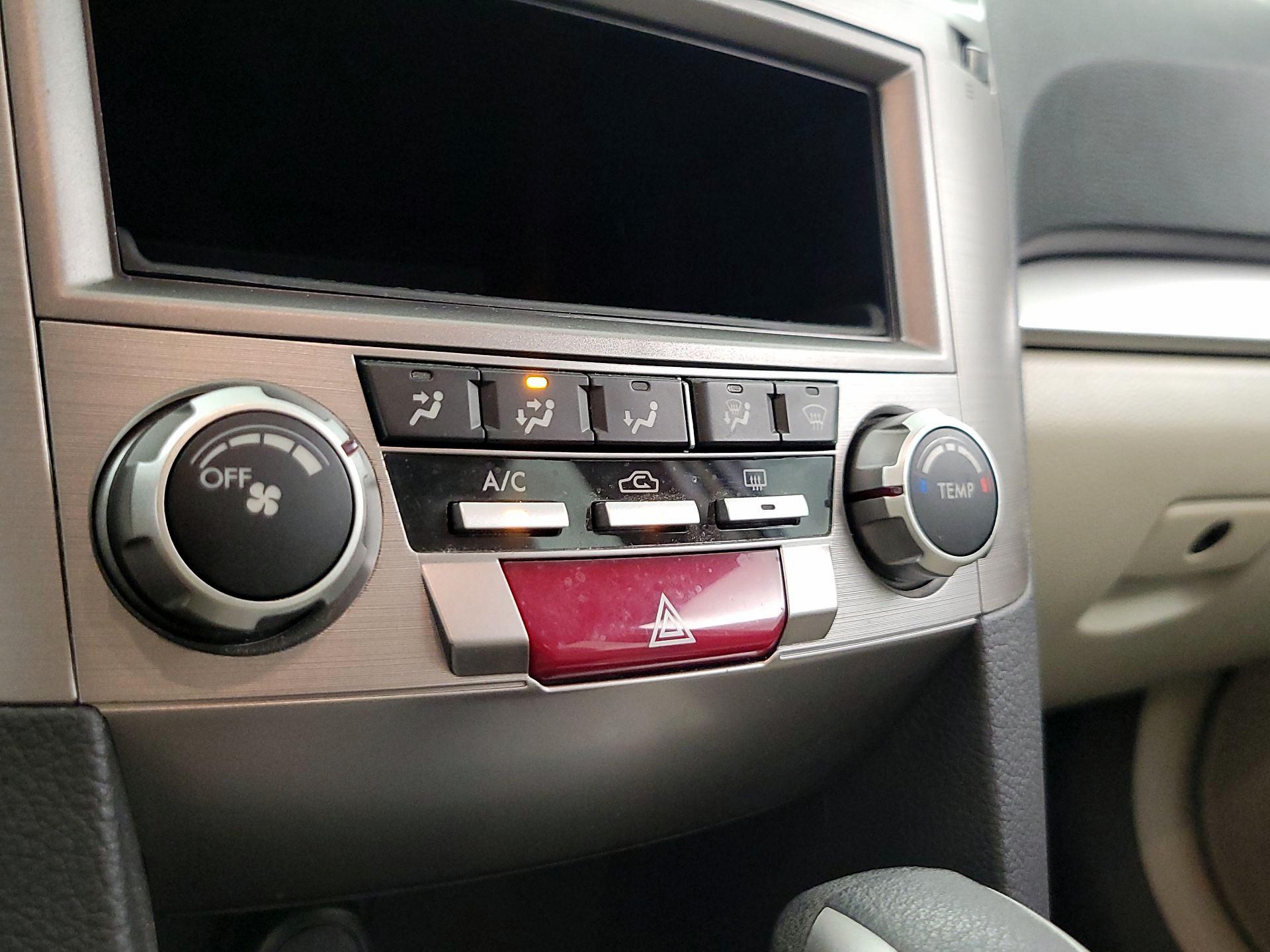 Thumbnail: 2013 Subaru Legacy - 15