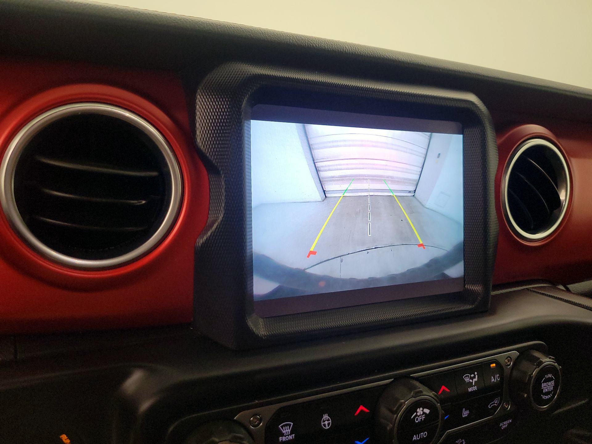 Thumbnail: 2020 Jeep Wrangler - 15