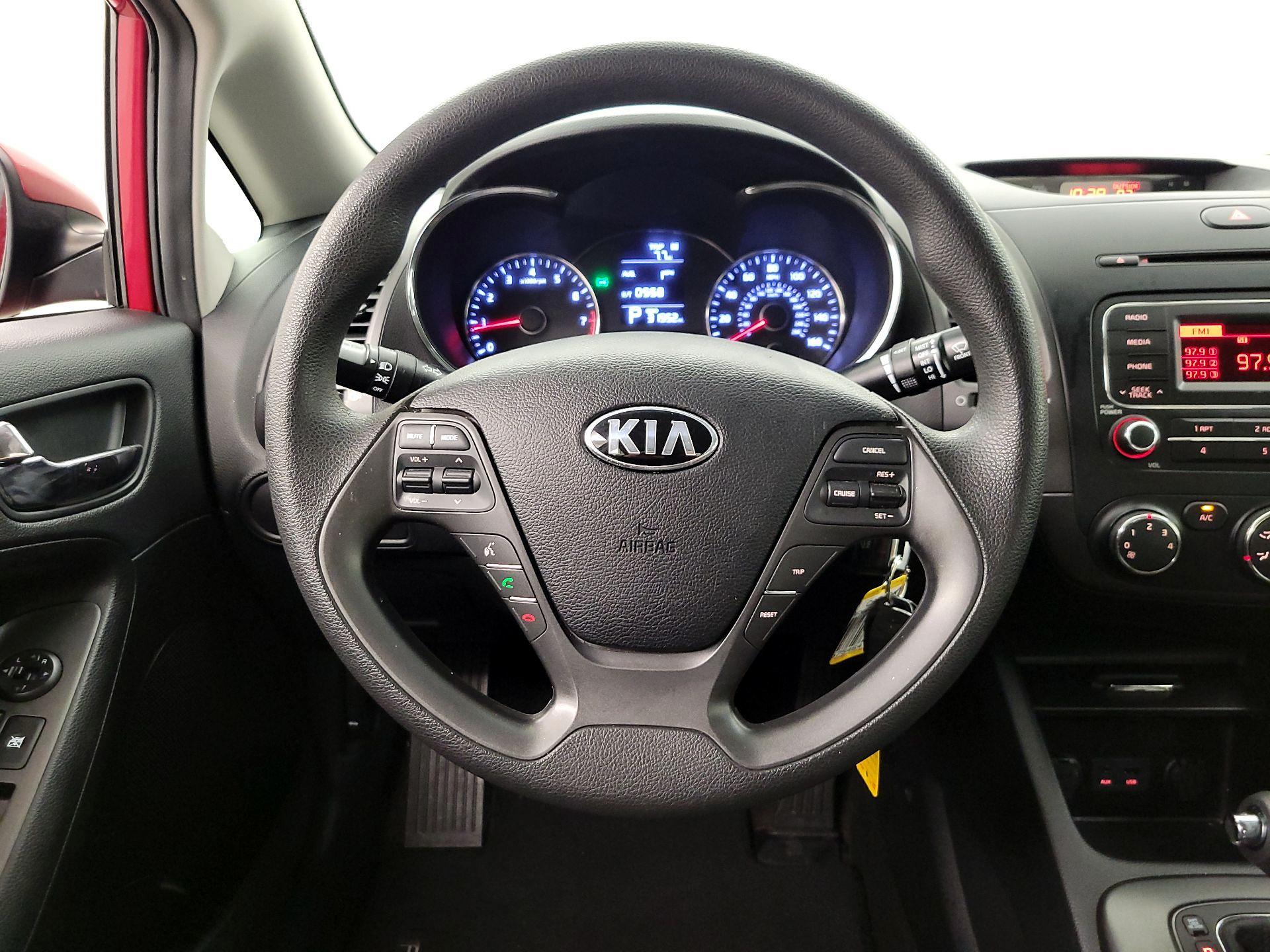Thumbnail: 2014 Kia Forte - 10