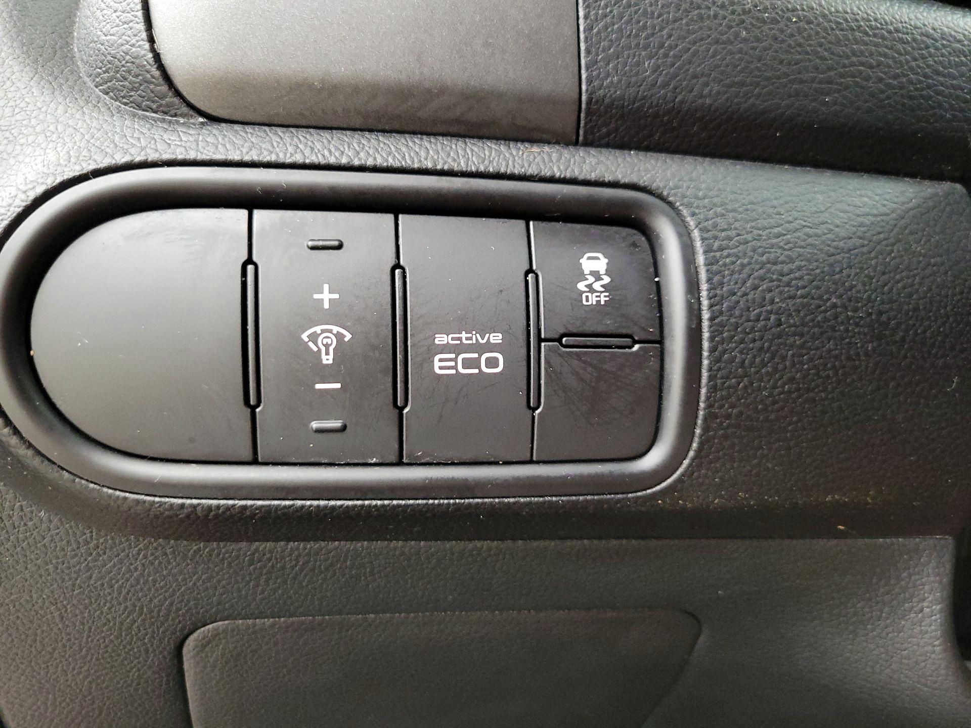 Thumbnail: 2014 Kia Forte - 13
