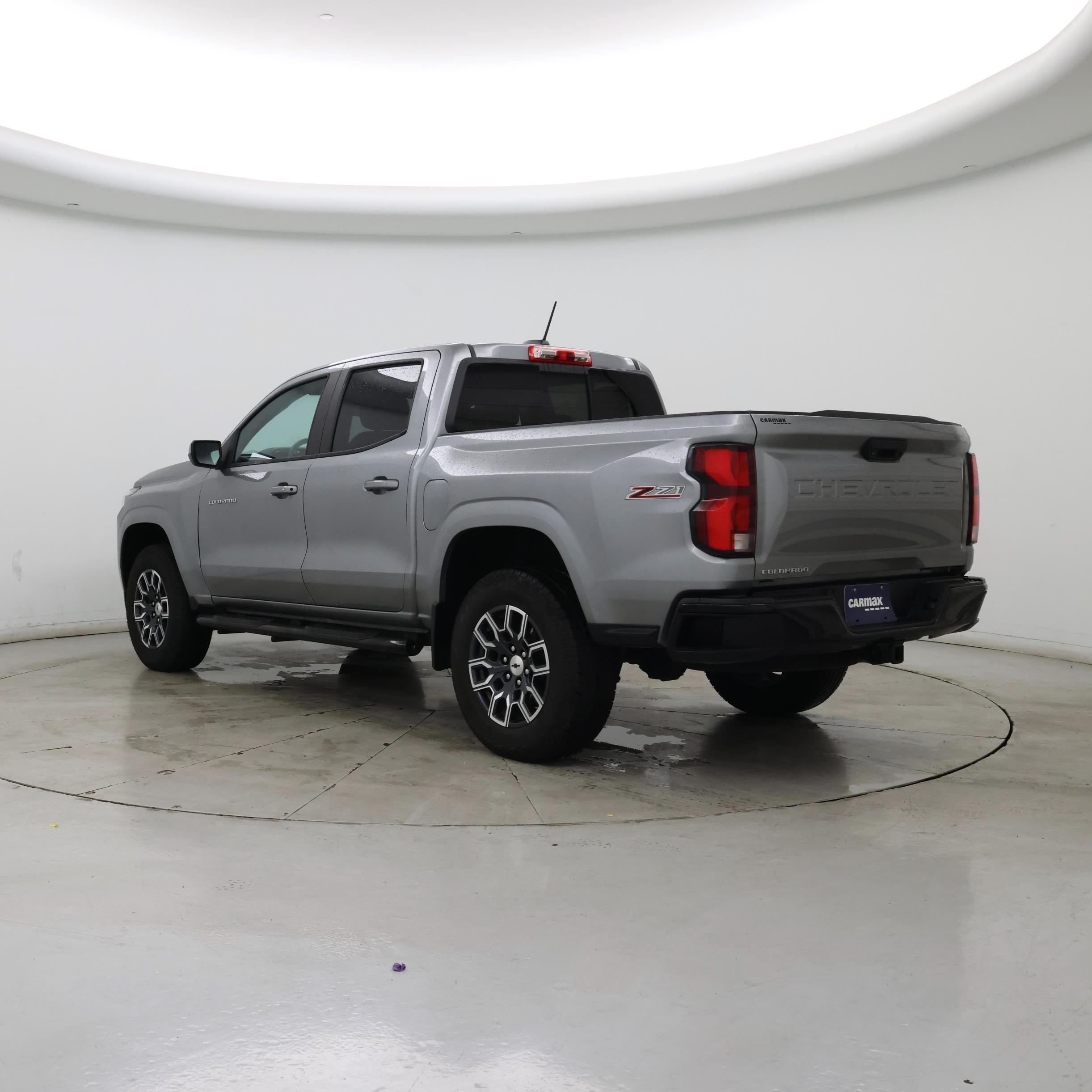 Thumbnail: 2023 Chevrolet Colorado - 2