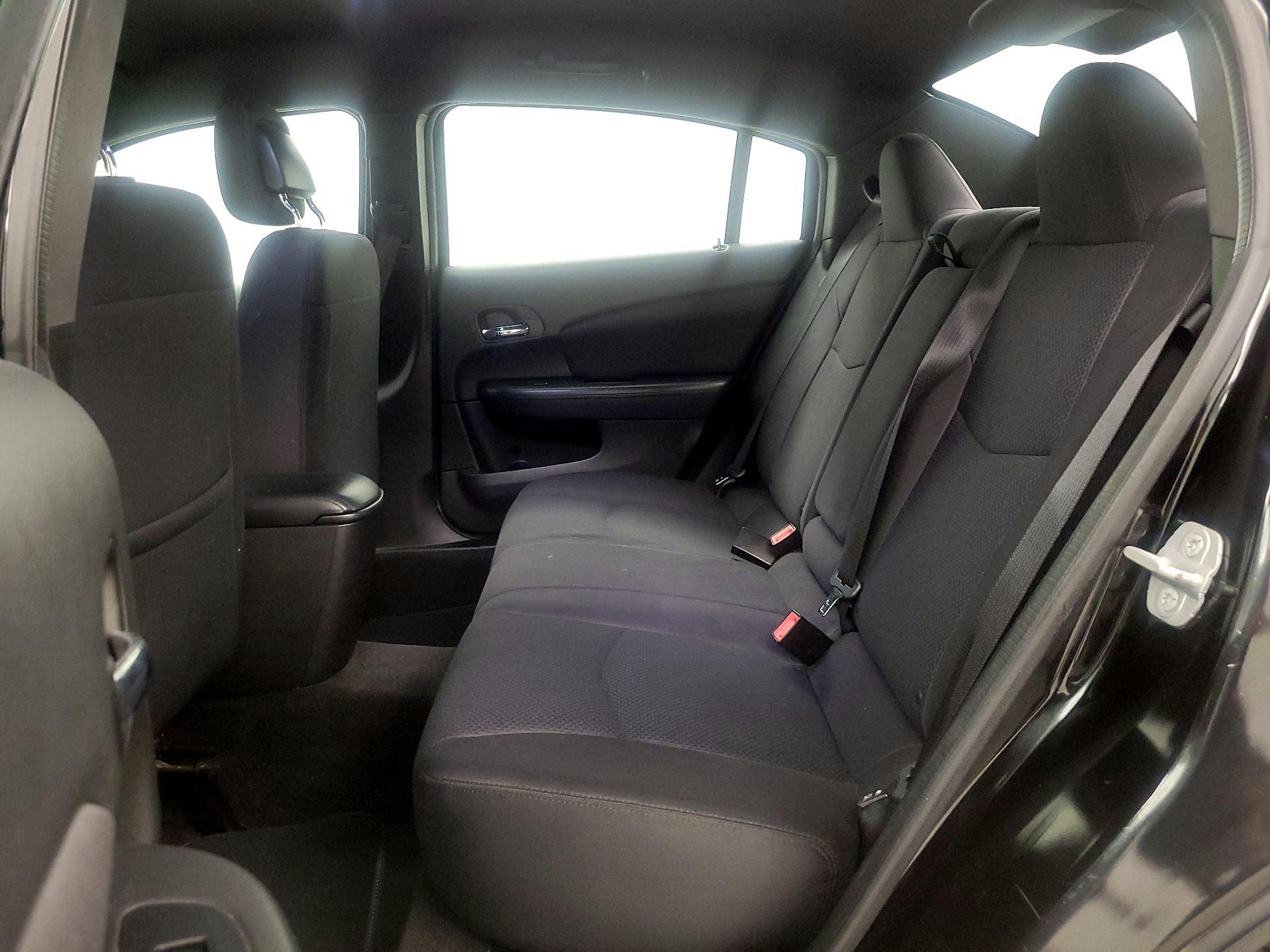 Thumbnail: 2014 Chrysler 200 - 17
