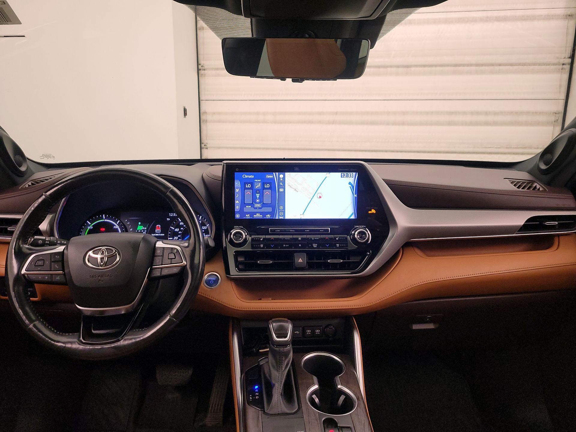 Thumbnail: 2020 Toyota Highlander - 9