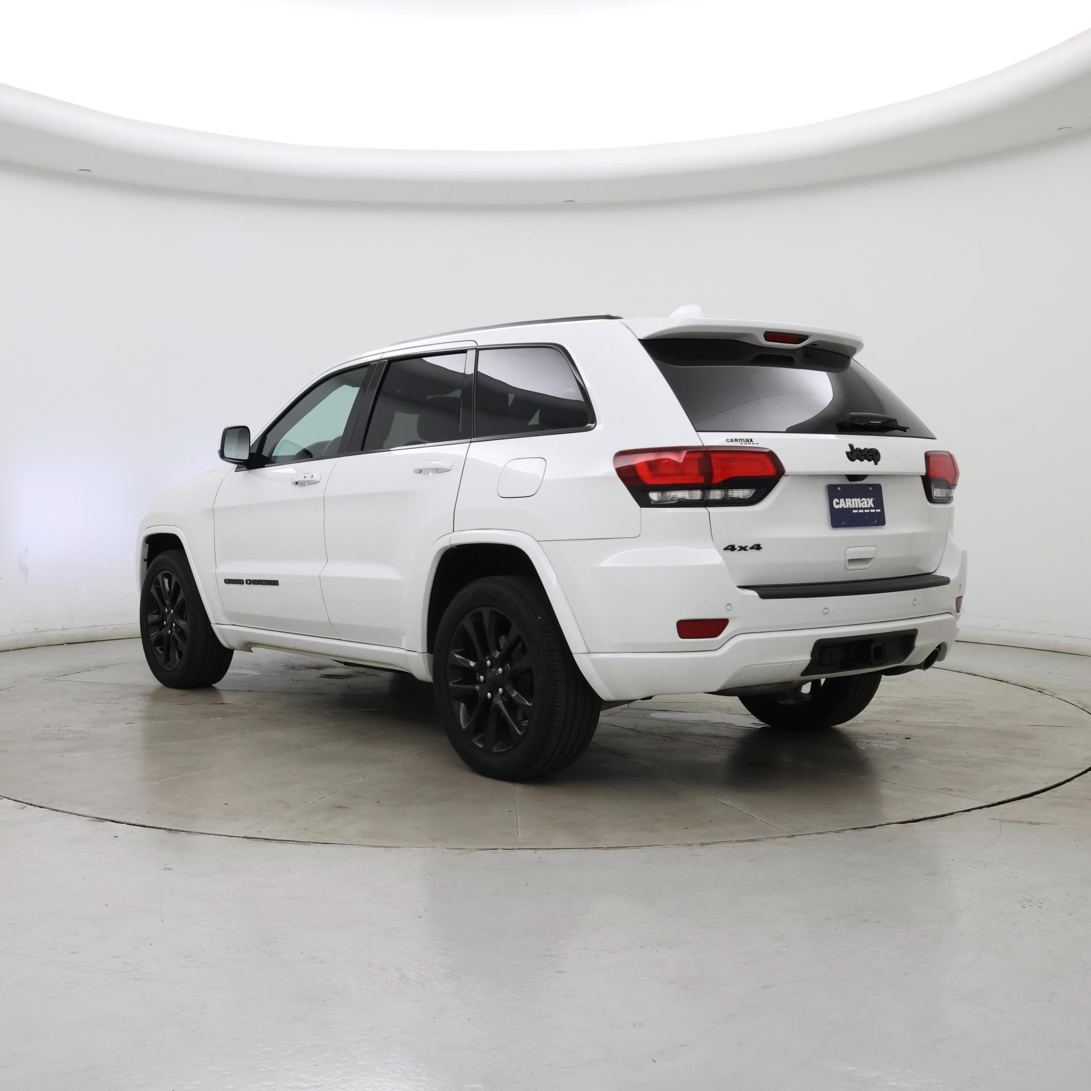 Thumbnail: 2020 Jeep Grand Cherokee - 2