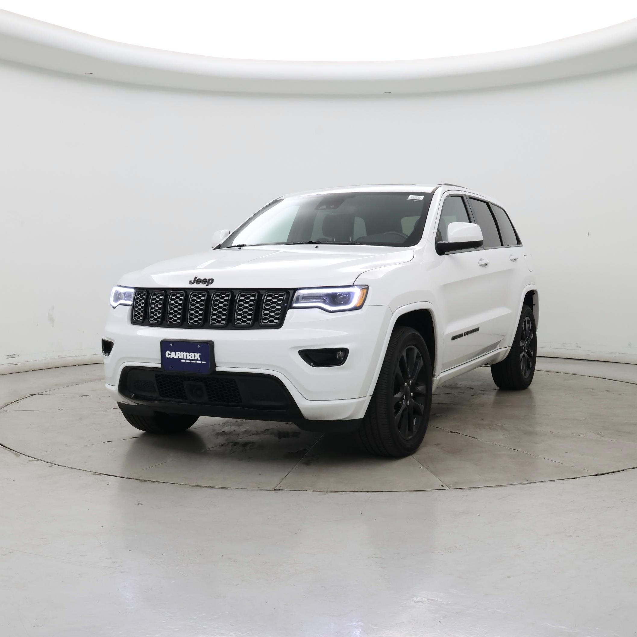 Thumbnail: 2020 Jeep Grand Cherokee - 4