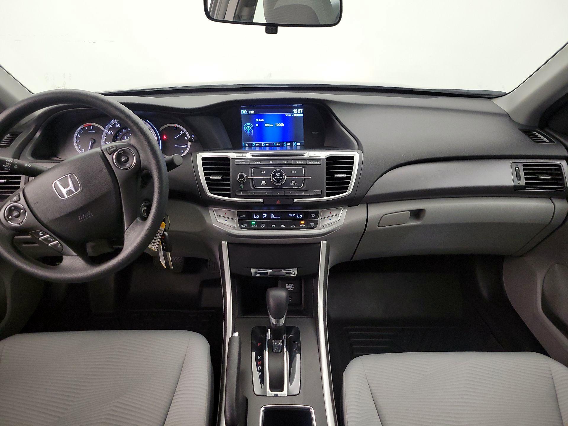 Thumbnail: 2015 Honda Accord - 9