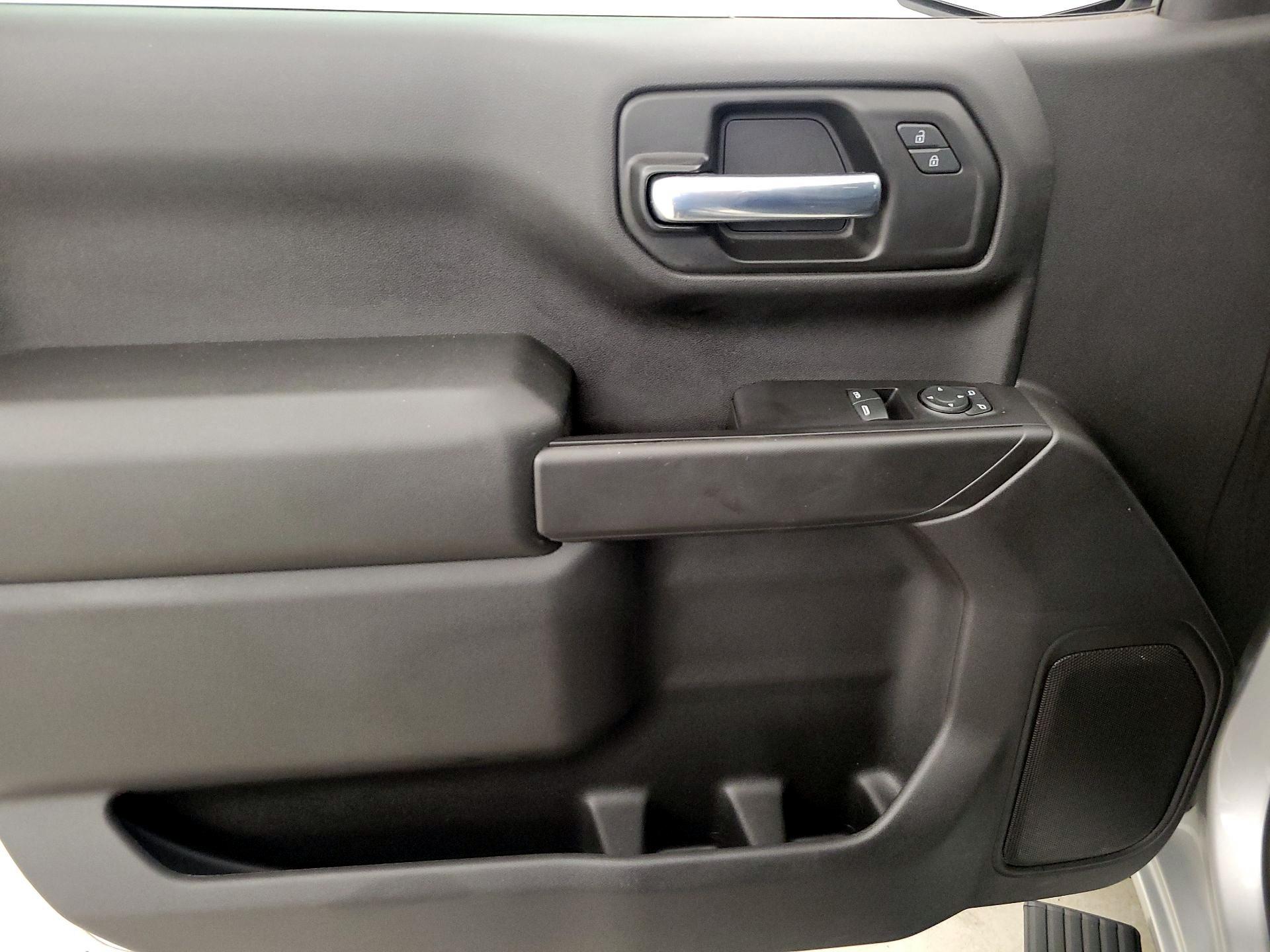 Thumbnail: 2020 Chevrolet Silverado 1500 - 12