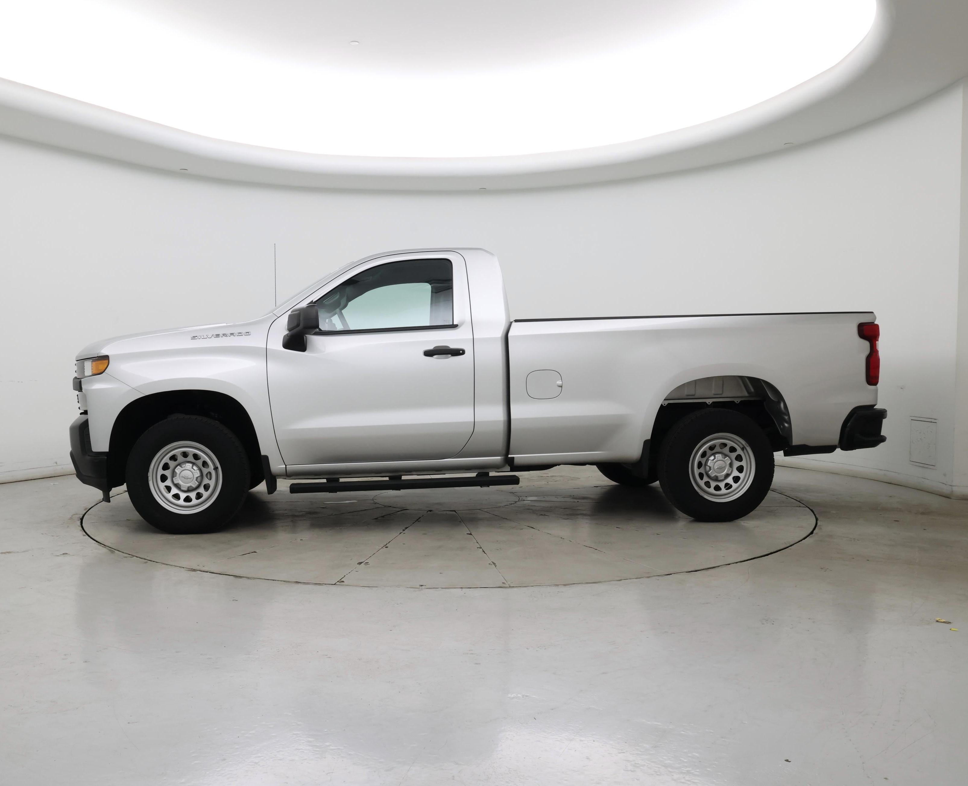 Thumbnail: 2020 Chevrolet Silverado 1500 - 3