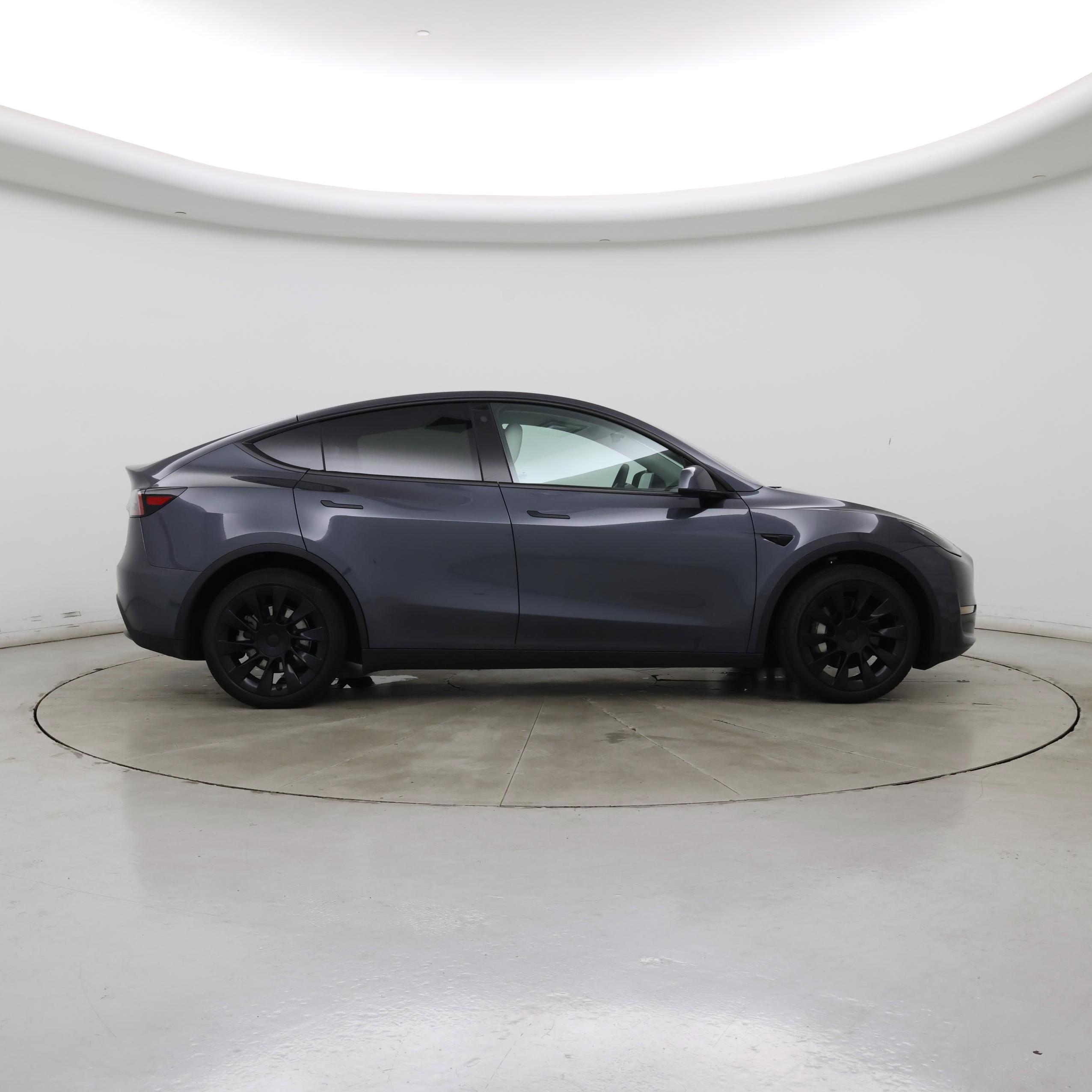 Thumbnail: 2023 Tesla Model Y - 7