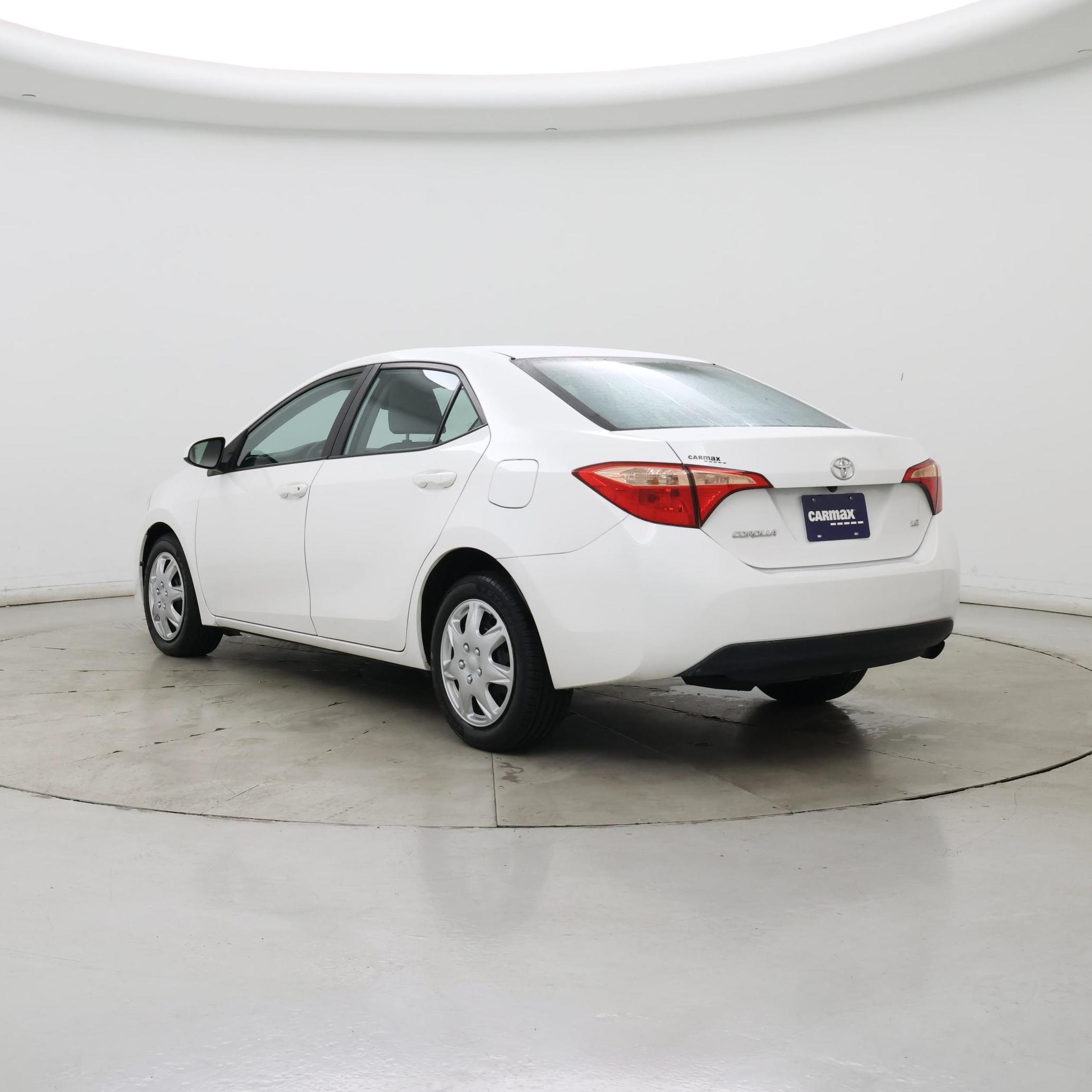 Thumbnail: 2017 Toyota Corolla - 2