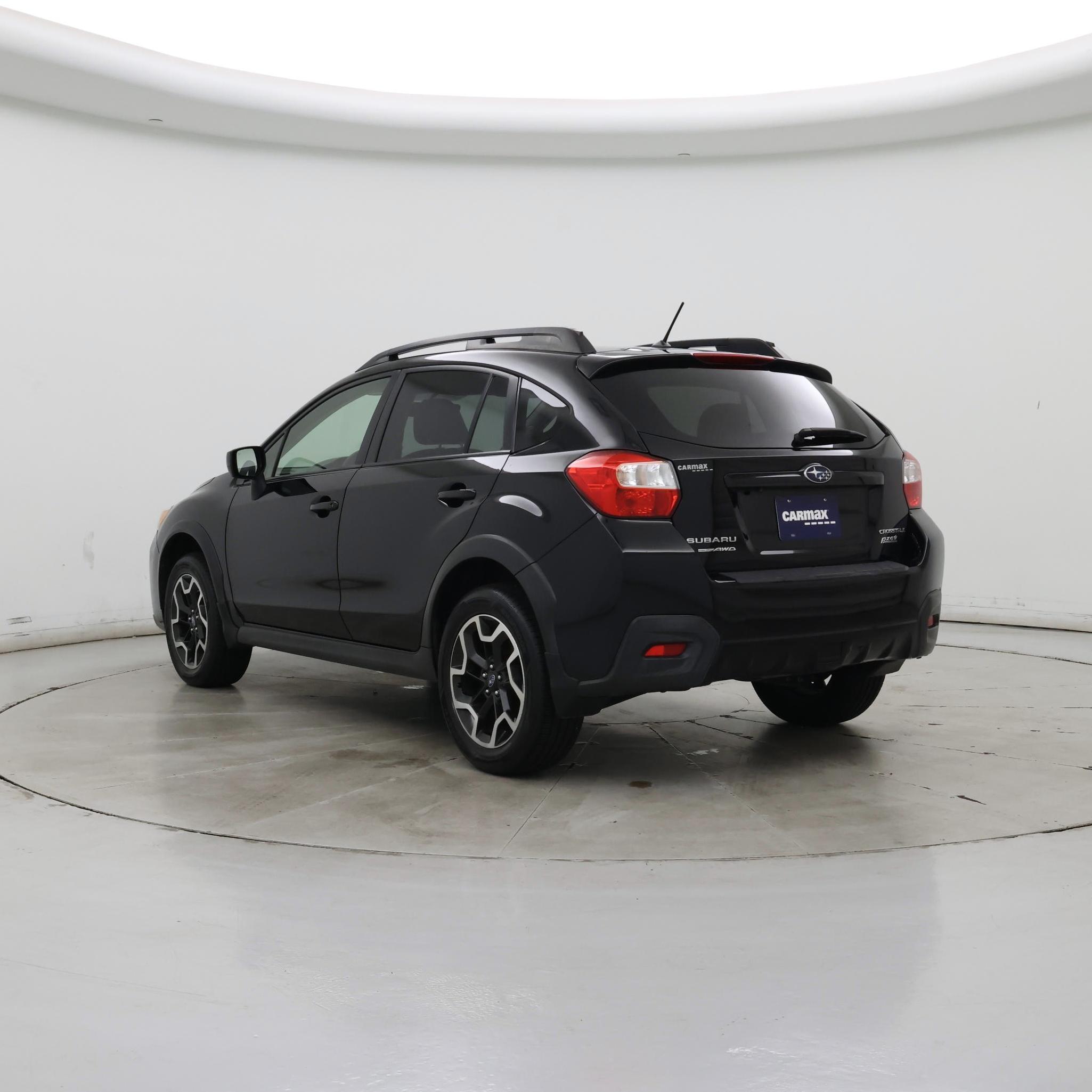 Thumbnail: 2017 Subaru Crosstrek - 2