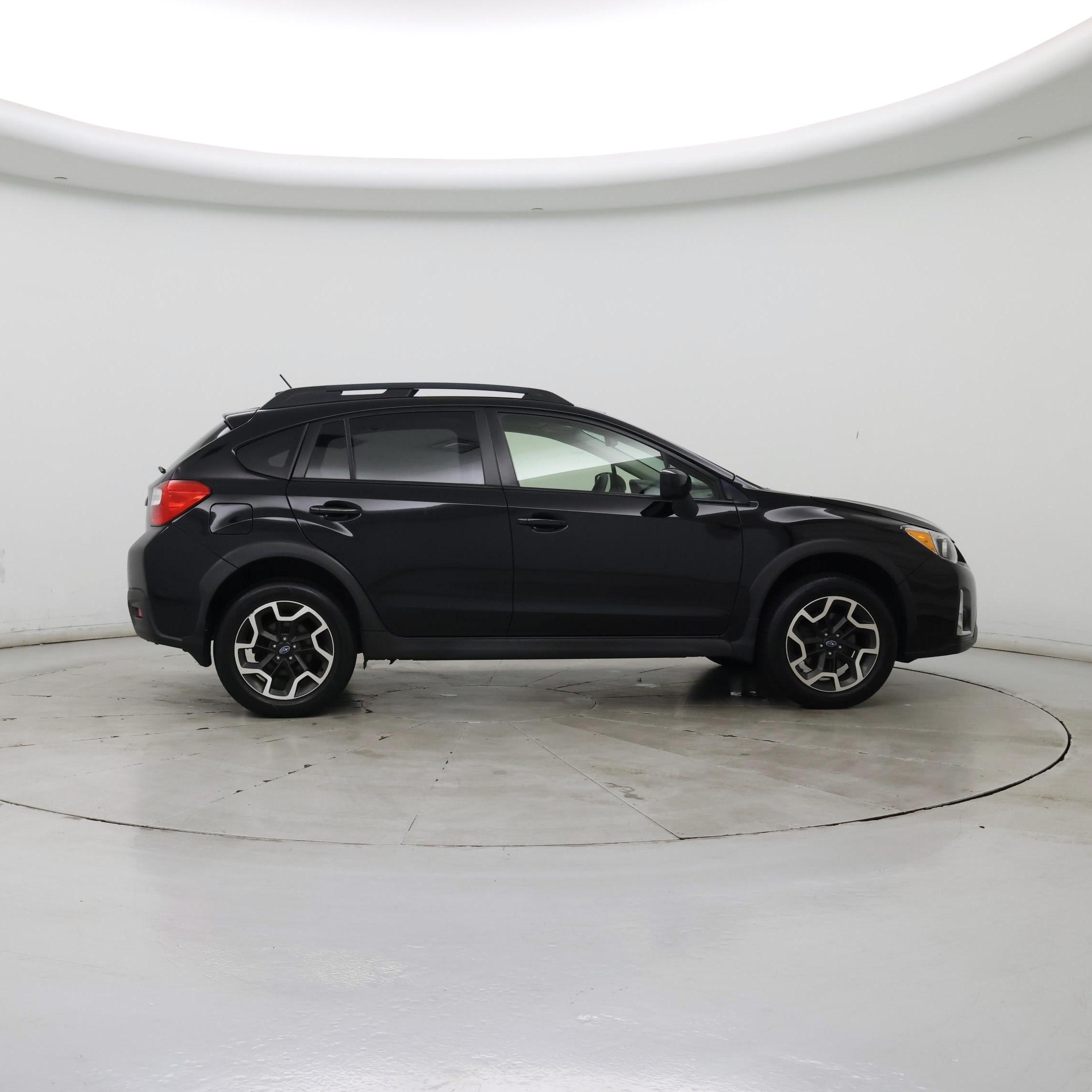 Thumbnail: 2017 Subaru Crosstrek - 7