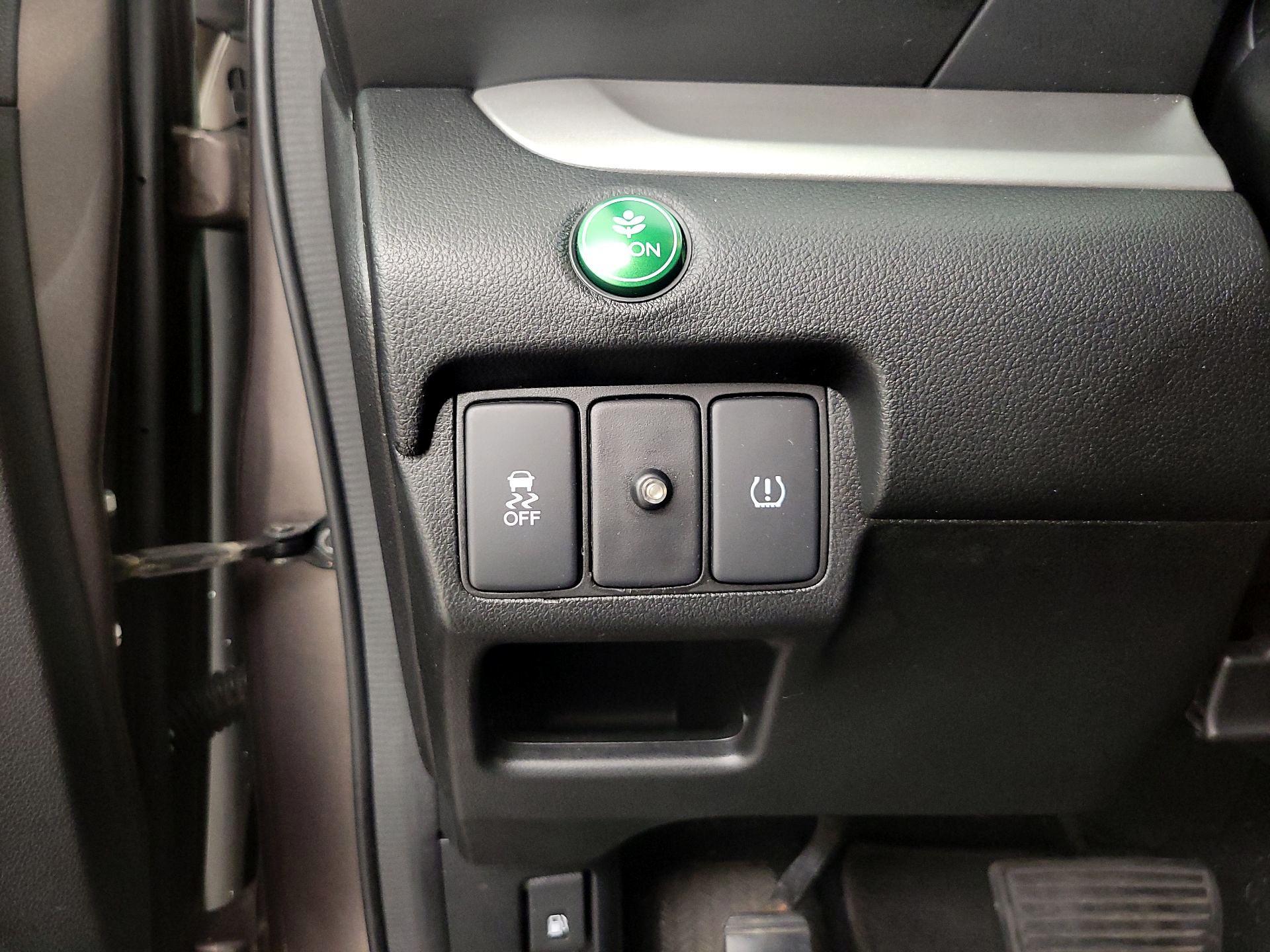 Thumbnail: 2014 Honda CR-V - 13