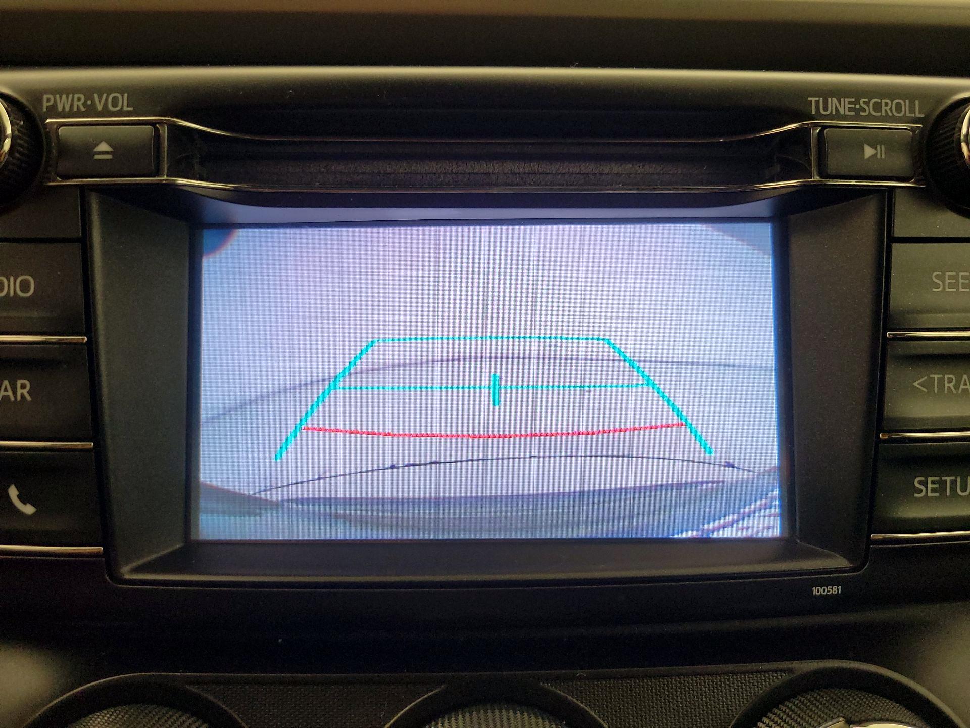 Thumbnail: 2018 Toyota RAV4 - 14