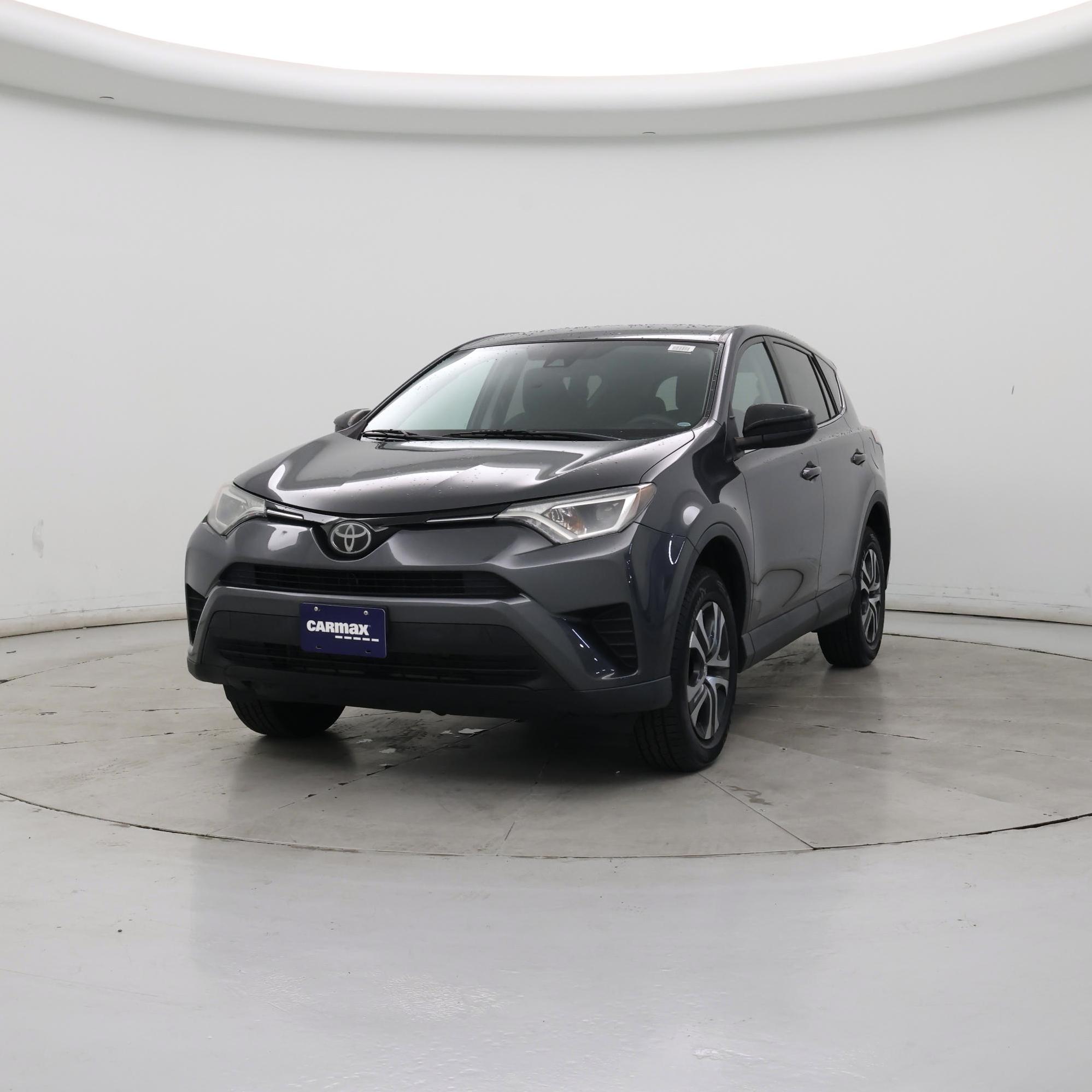 Thumbnail: 2018 Toyota RAV4 - 4