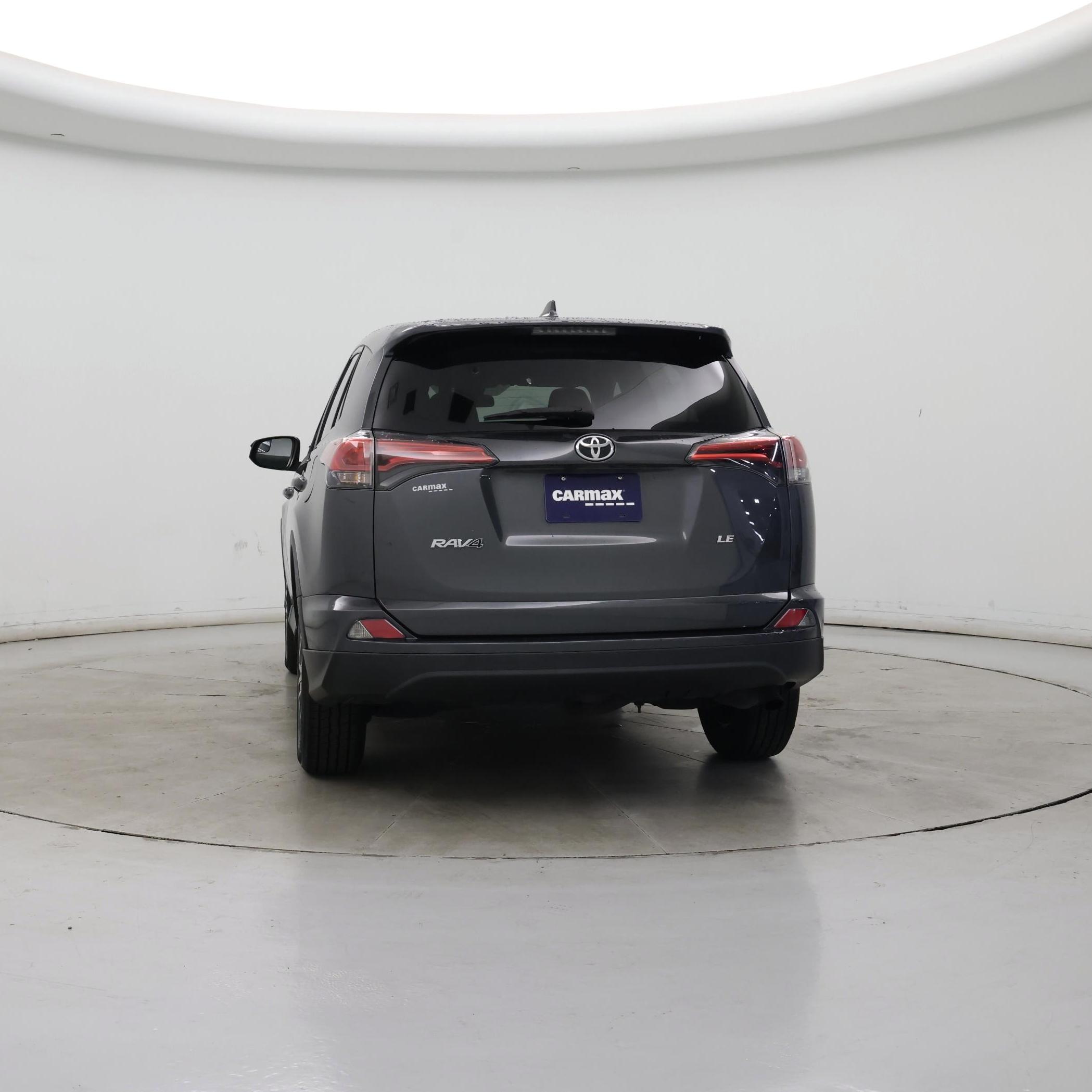 Thumbnail: 2018 Toyota RAV4 - 6