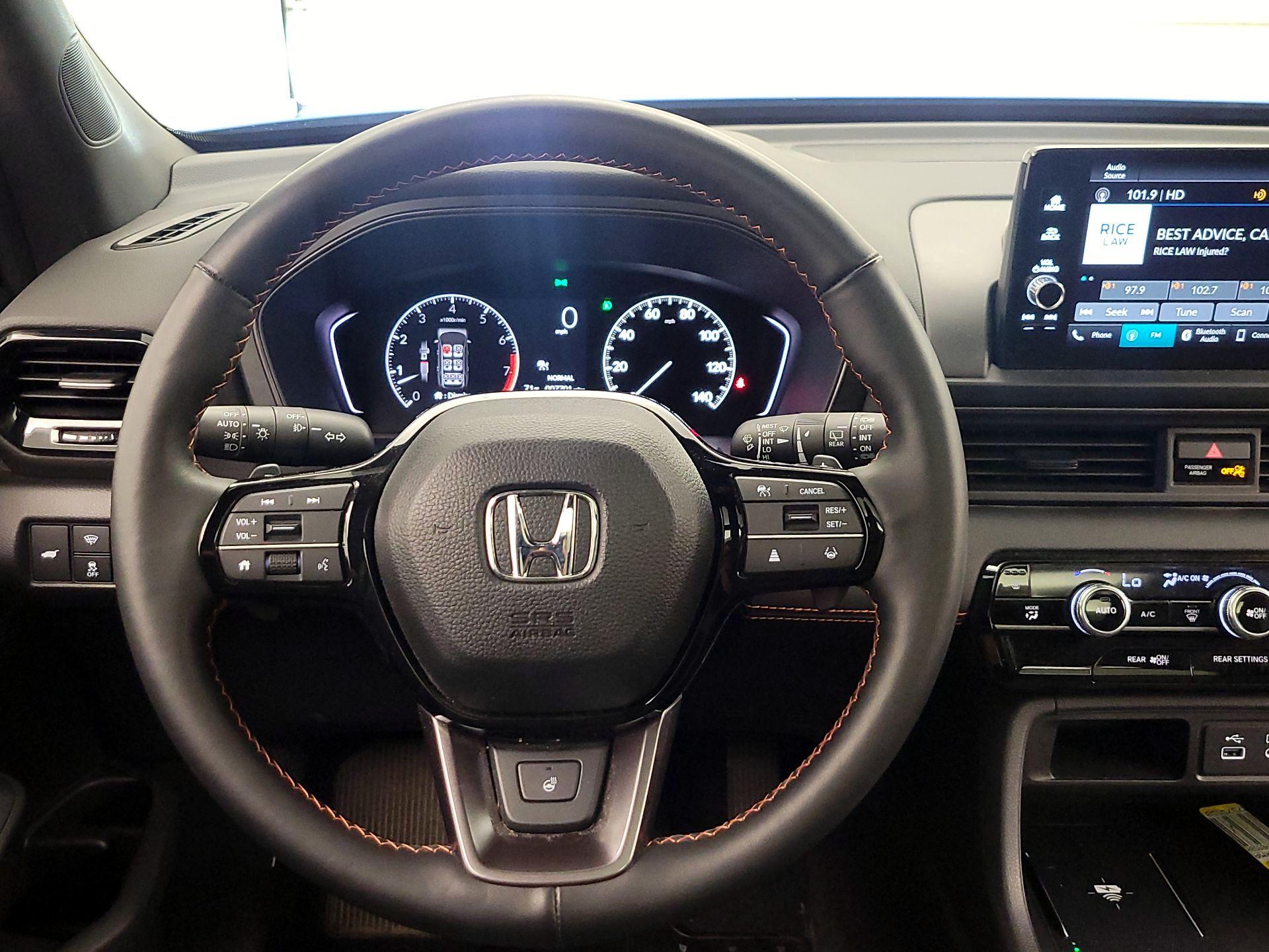 Thumbnail: 2025 Honda Pilot - 10