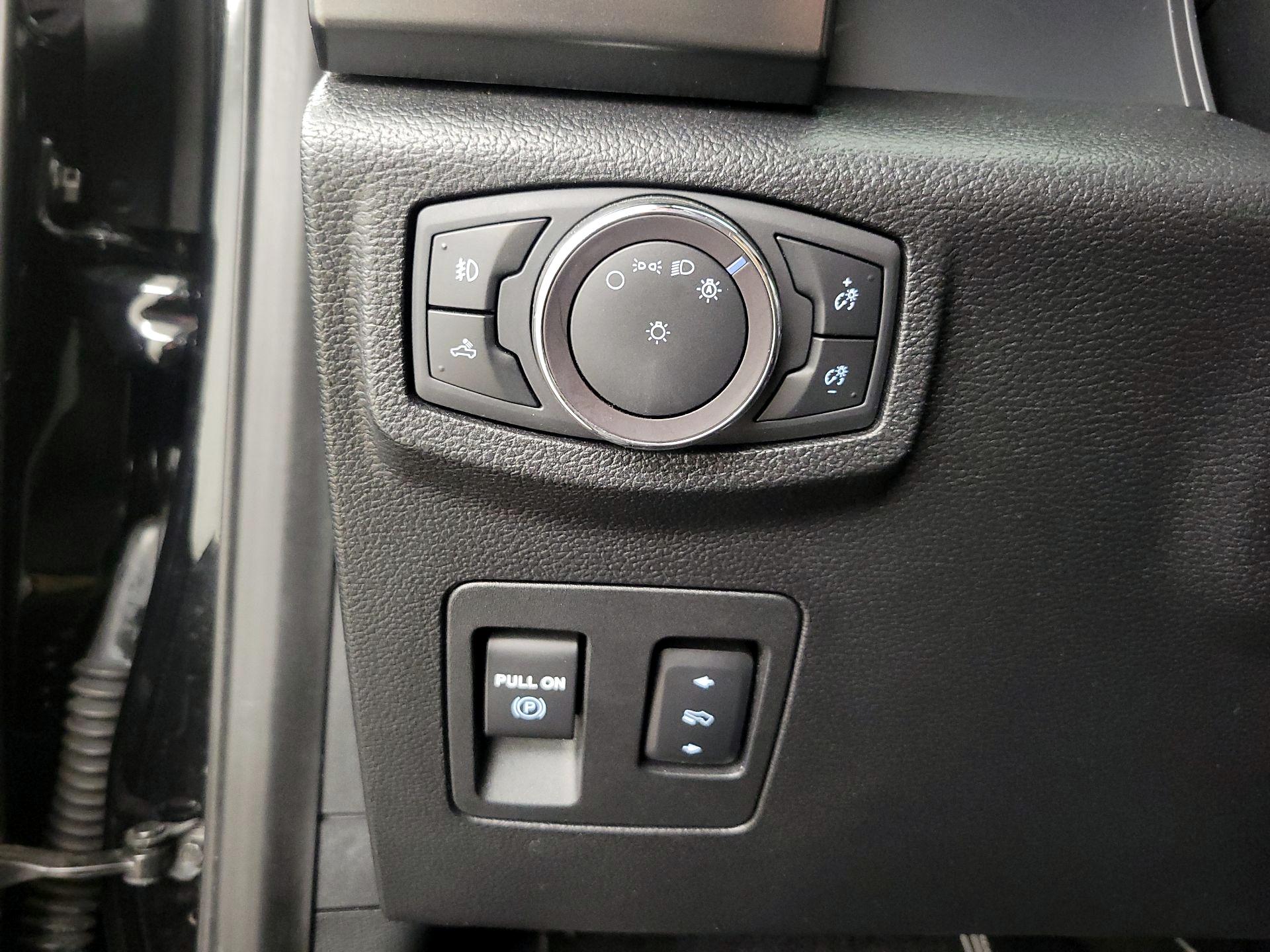 Thumbnail: 2019 Ford F-150 - 13