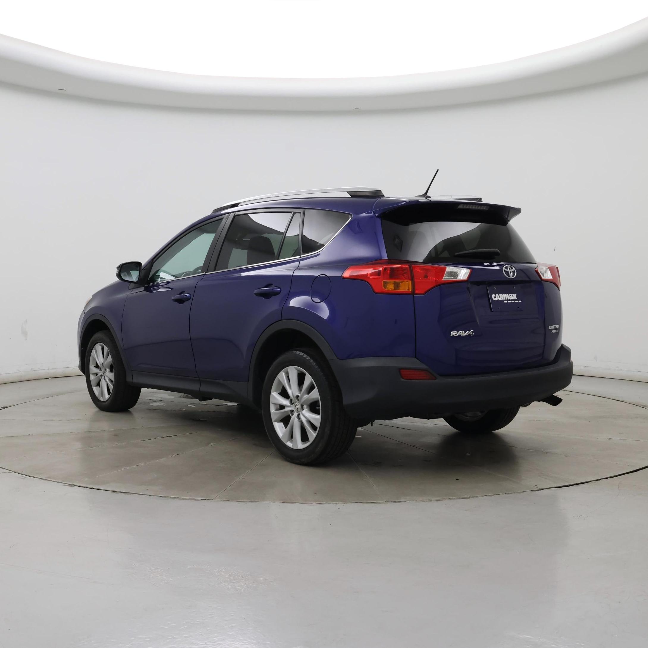 Thumbnail: 2015 Toyota RAV4 - 2