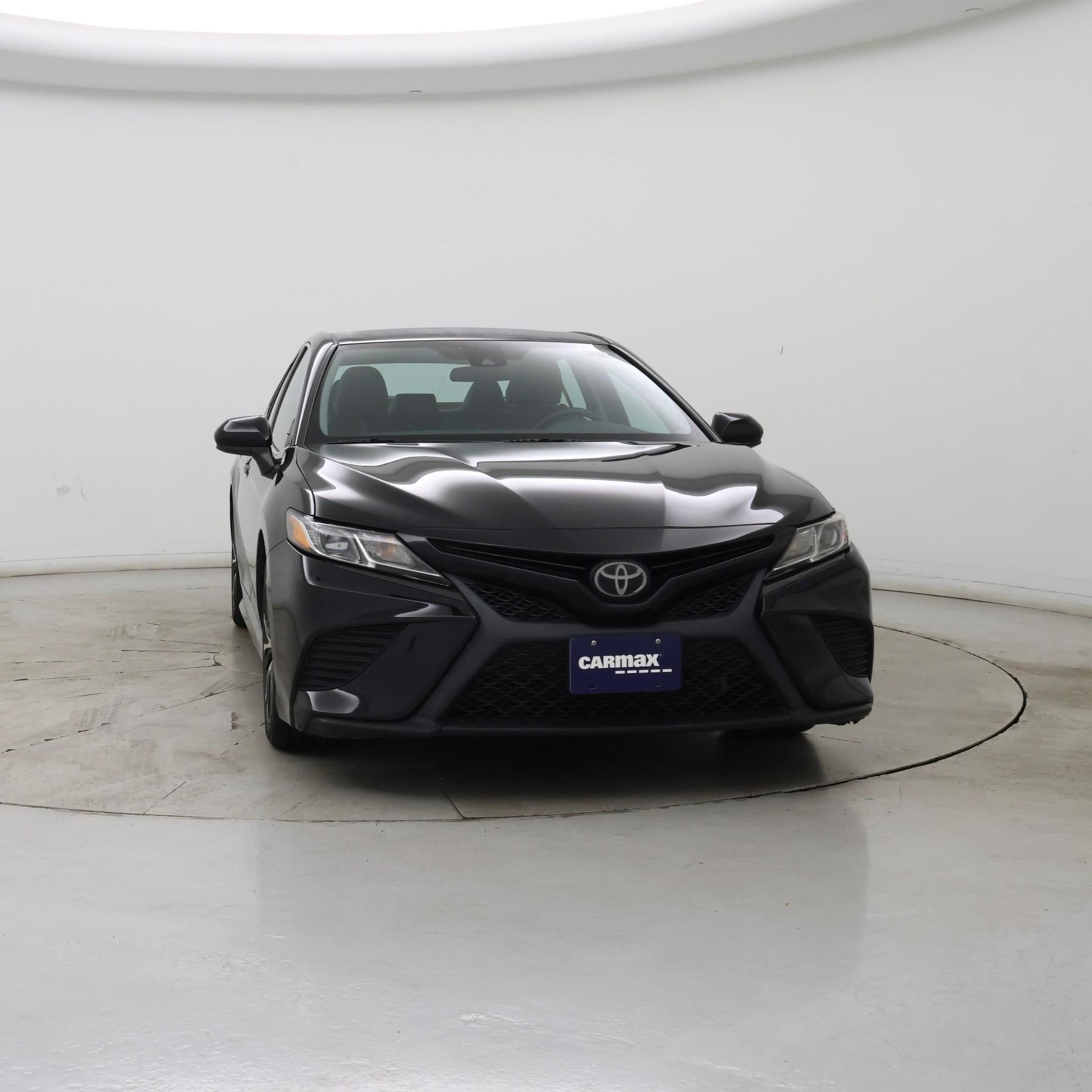 Thumbnail: 2019 Toyota Camry - 5