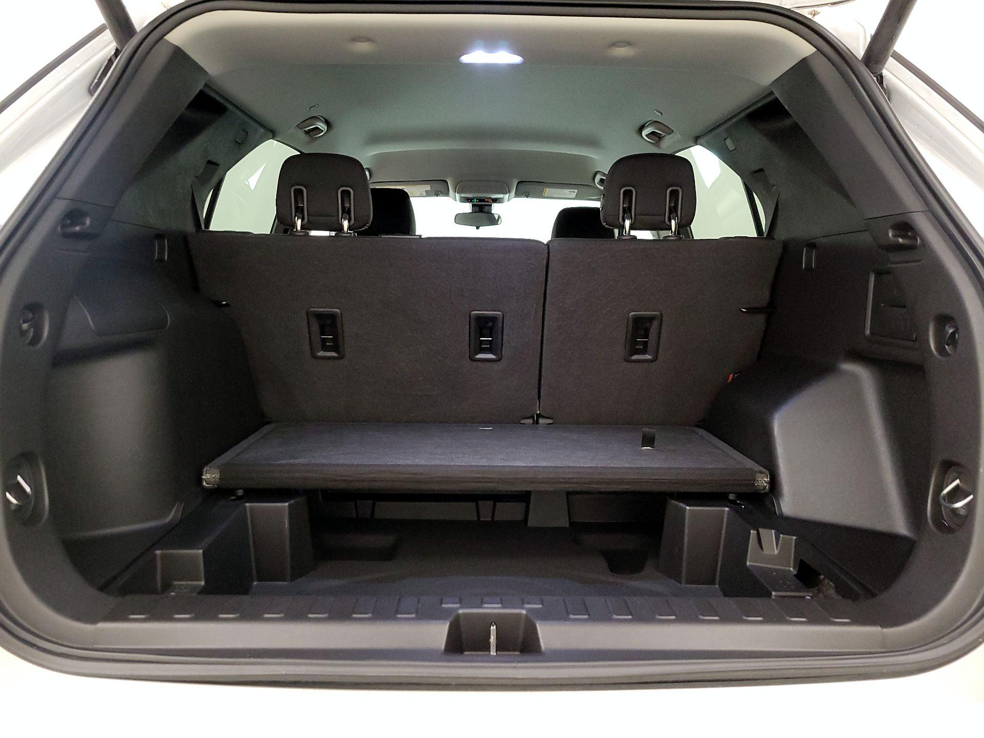 Thumbnail: 2020 Chevrolet Equinox - 20