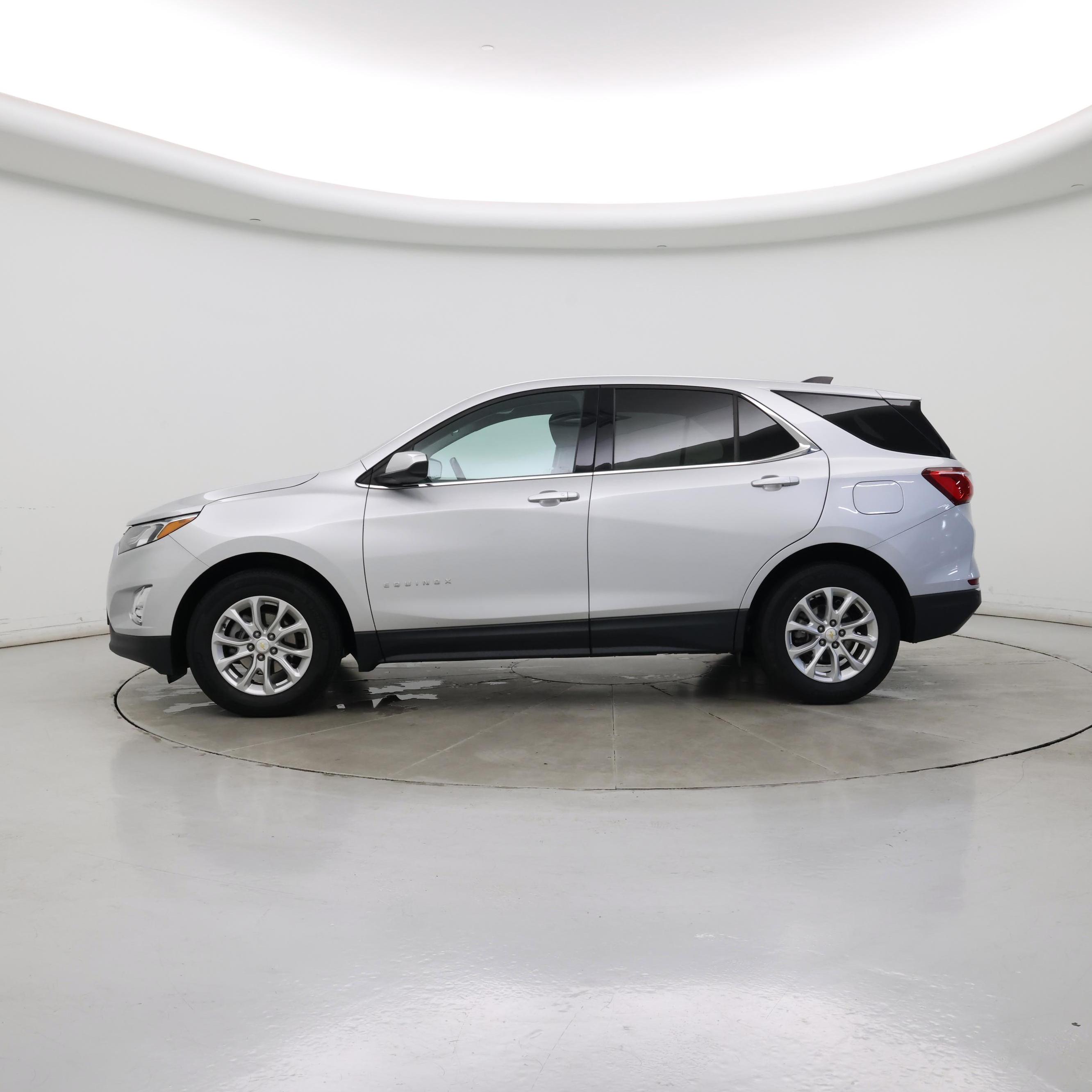 Thumbnail: 2020 Chevrolet Equinox - 3