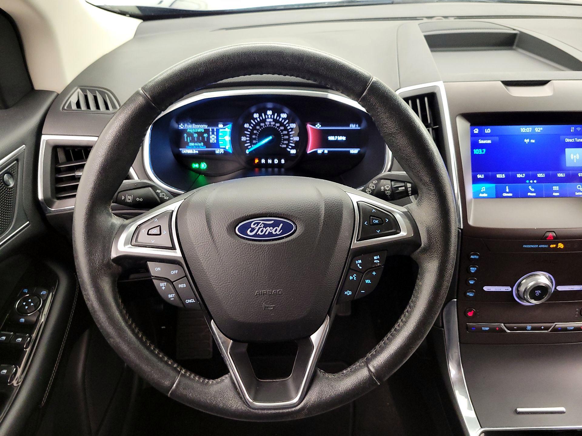 Thumbnail: 2020 Ford Edge - 10