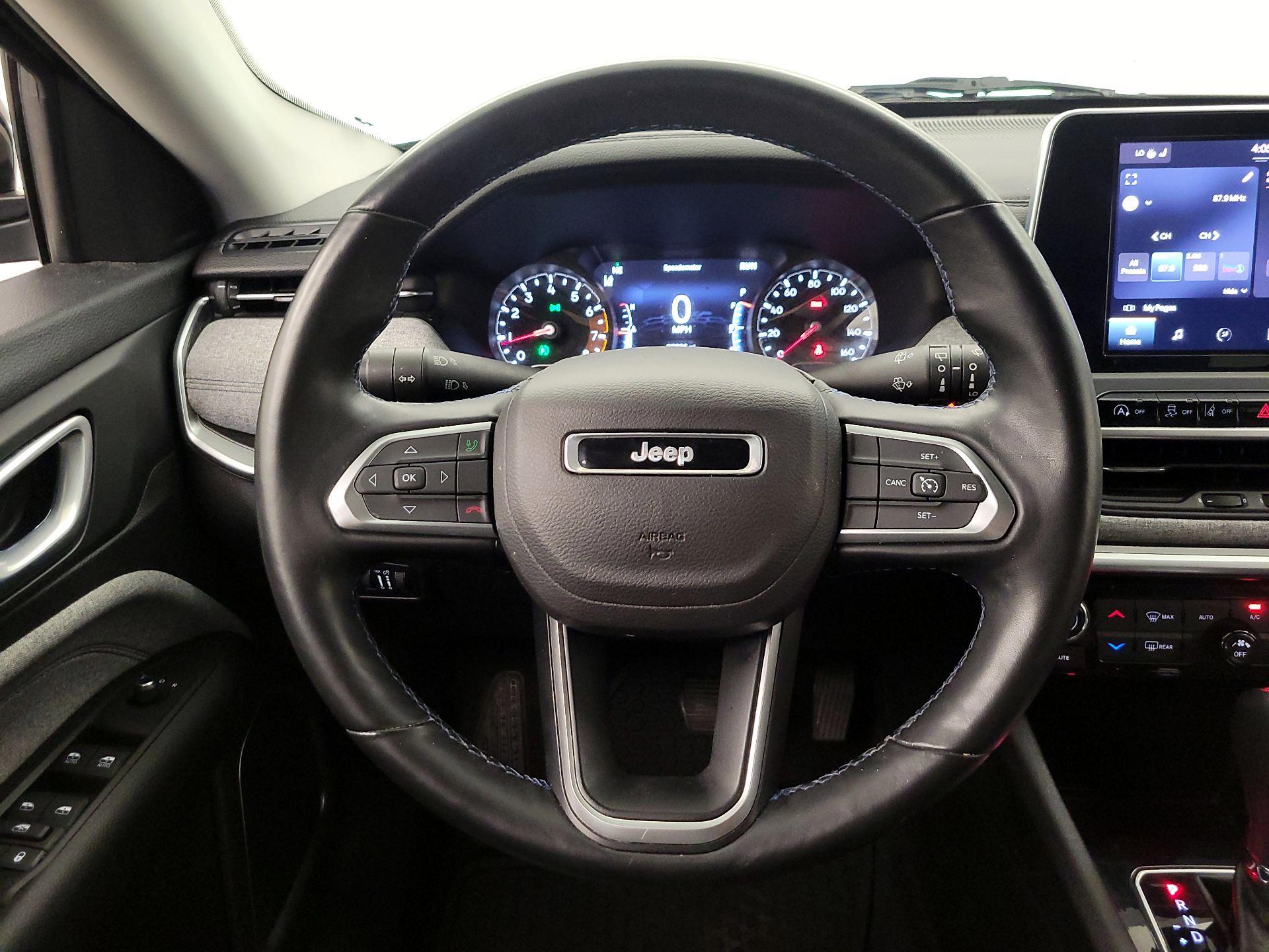 Thumbnail: 2022 Jeep Compass - 10