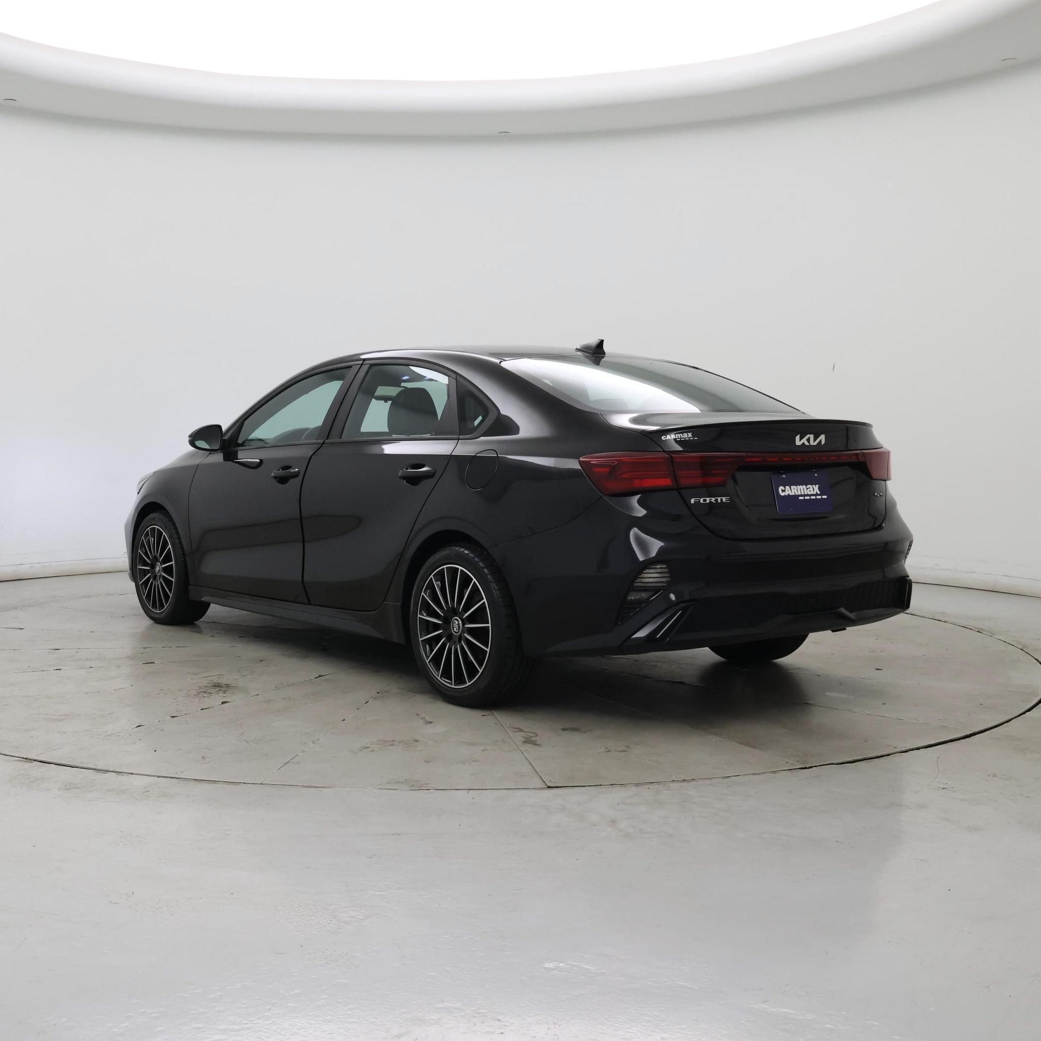 Thumbnail: 2022 Kia Forte - 2