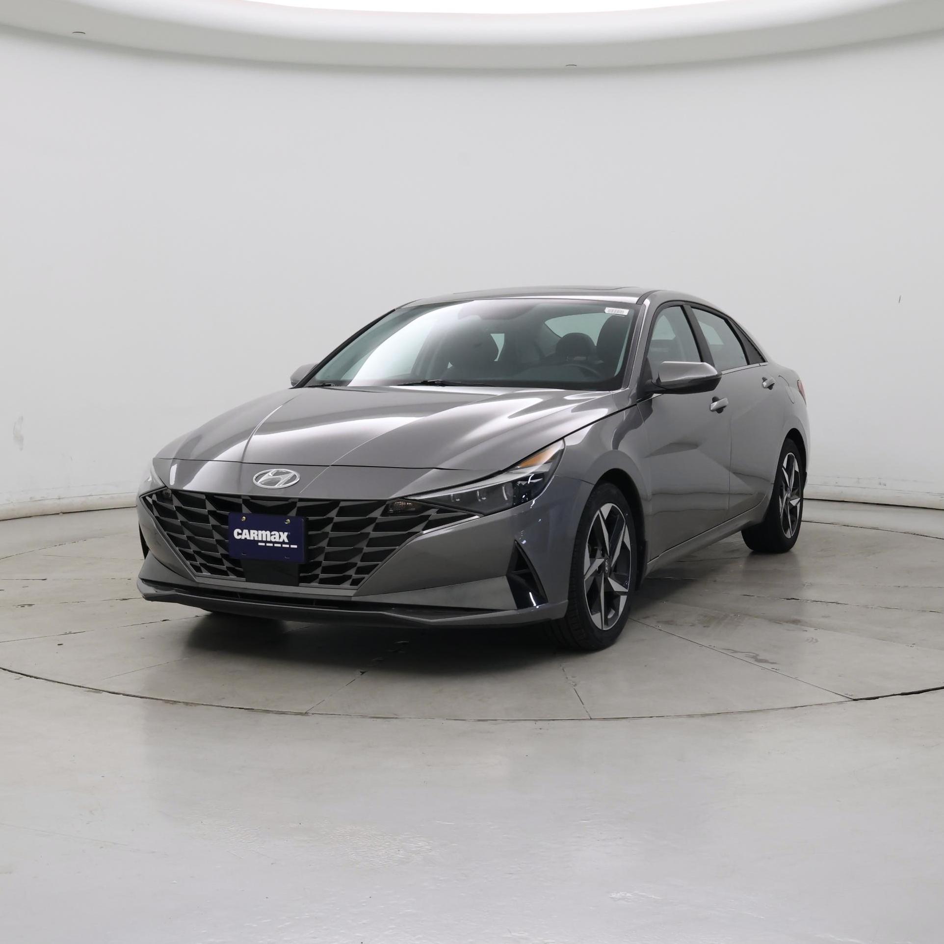 Thumbnail: 2023 Hyundai Elantra - 4