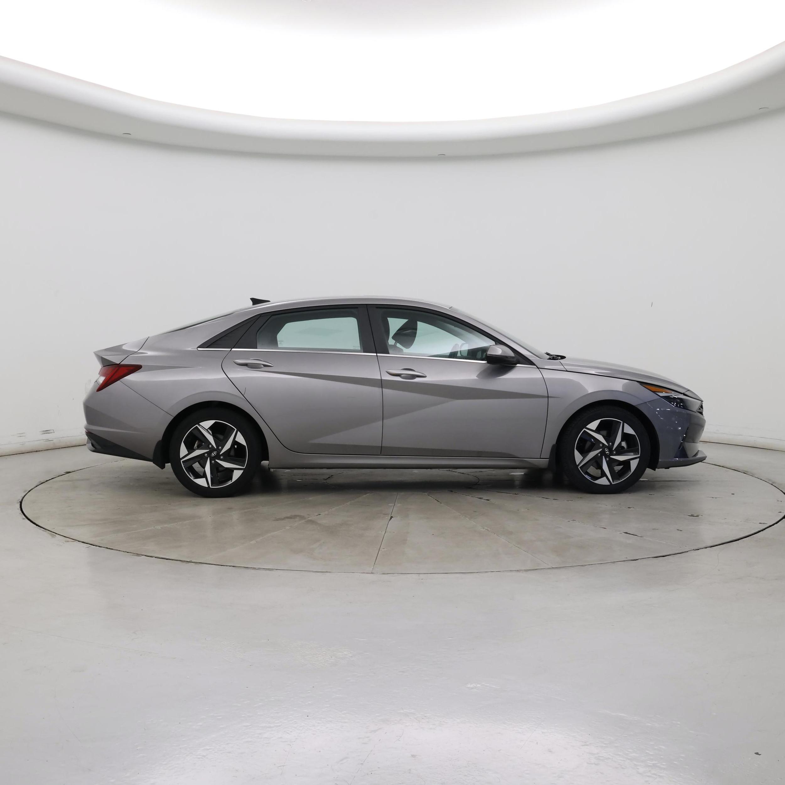 Thumbnail: 2023 Hyundai Elantra - 7