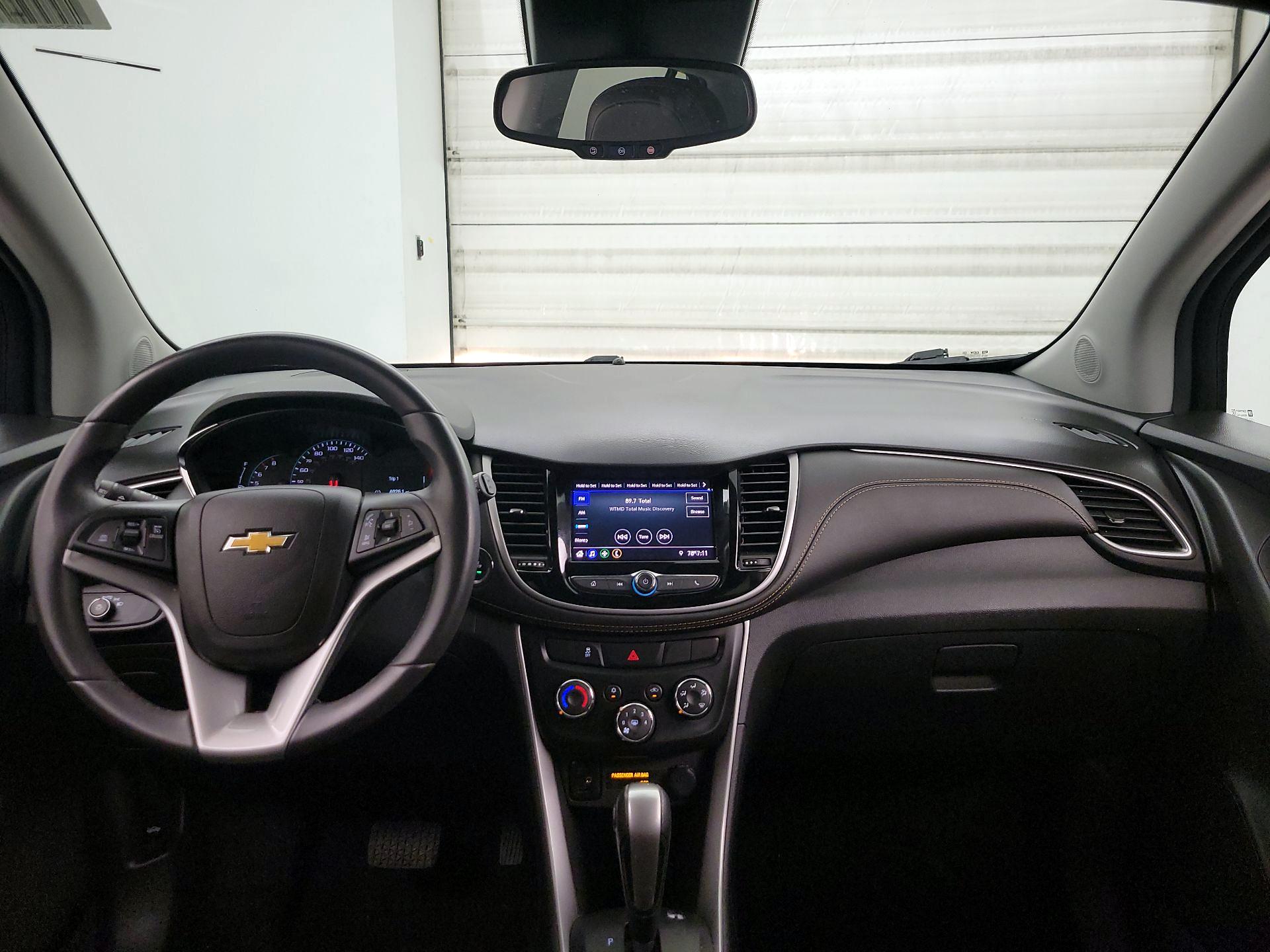 Thumbnail: 2021 Chevrolet Trax - 9