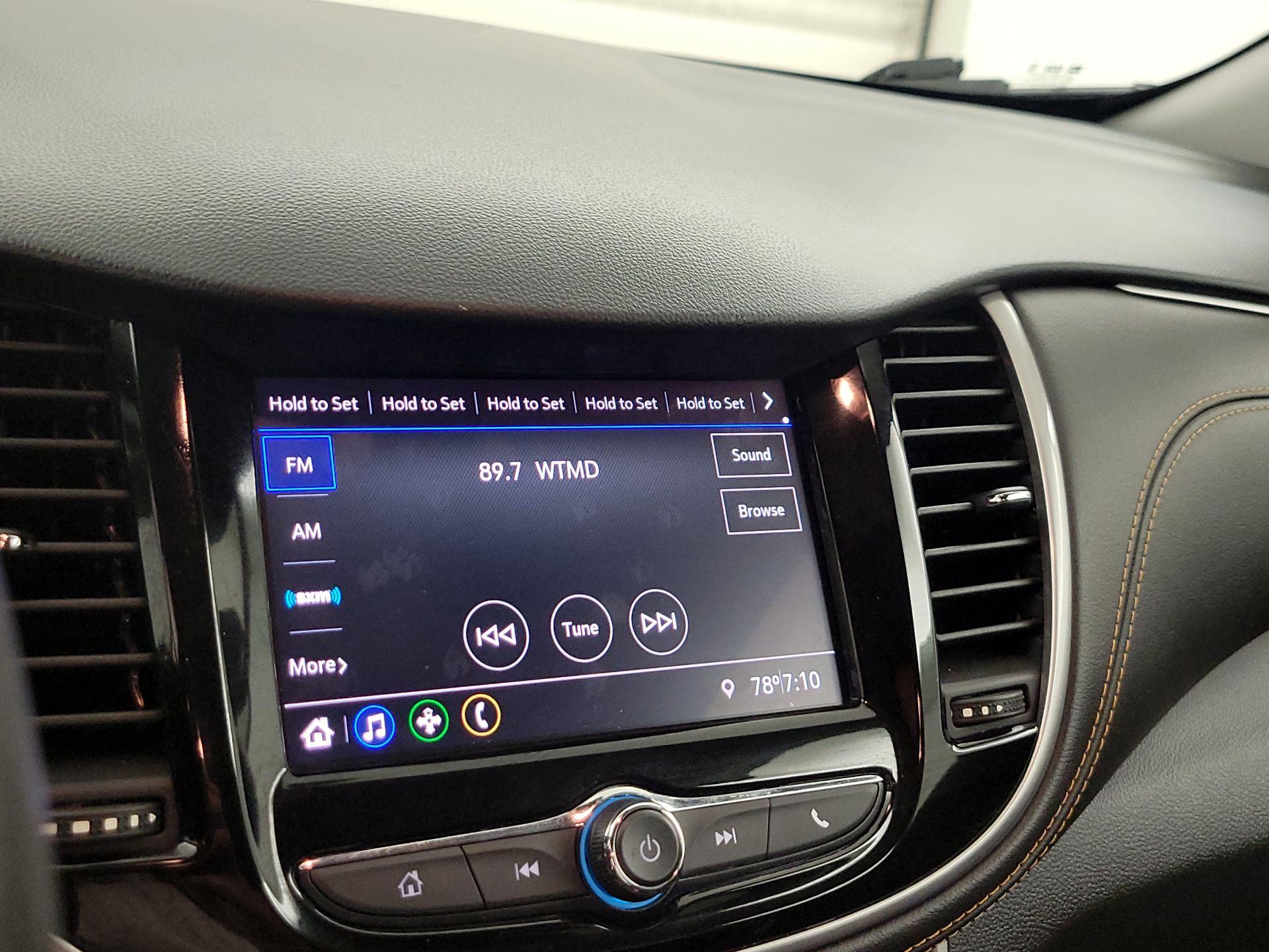 Thumbnail: 2021 Chevrolet Trax - 15