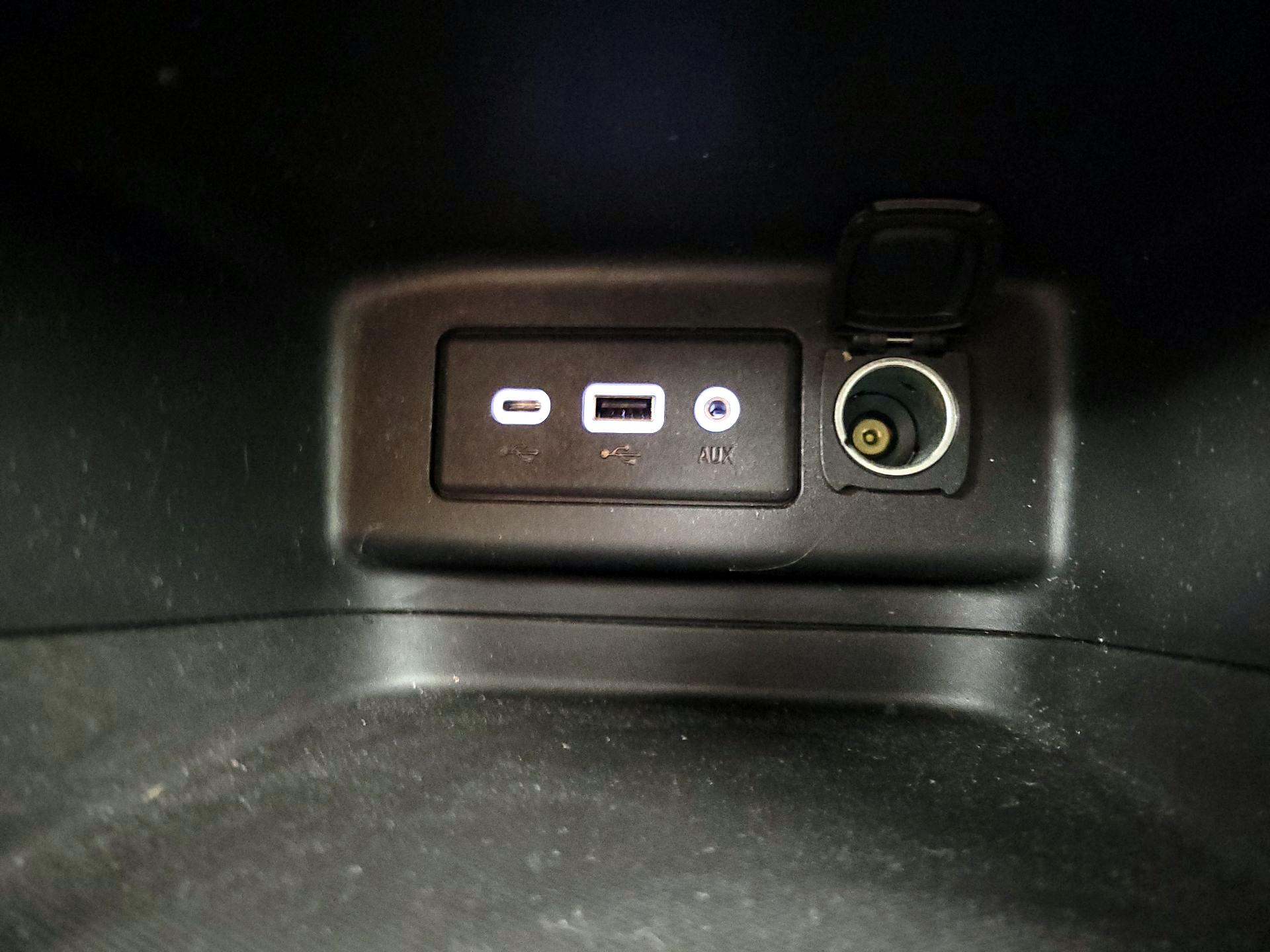 Thumbnail: 2019 Chevrolet Equinox - 18