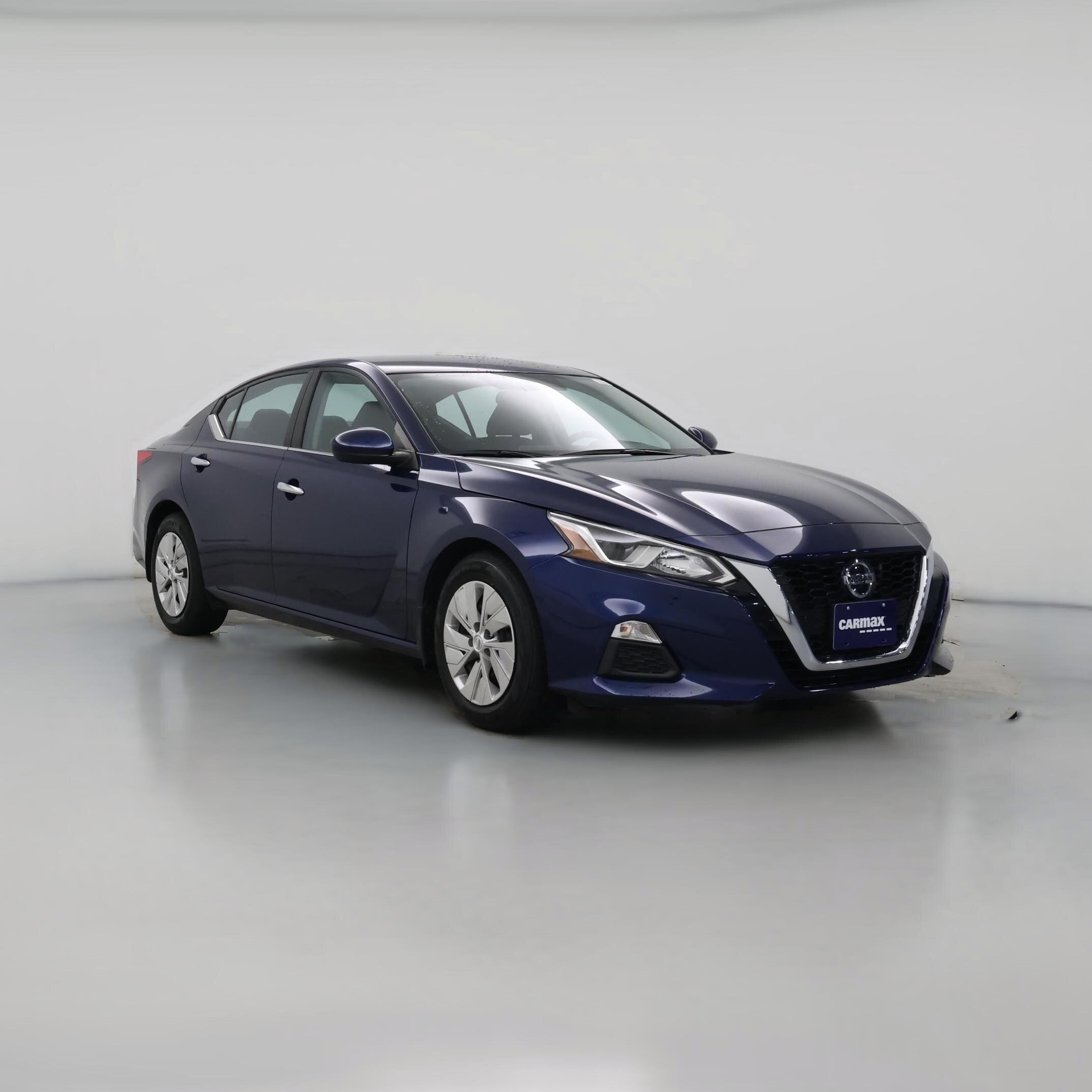 Thumbnail: 2020 Nissan Altima - 1