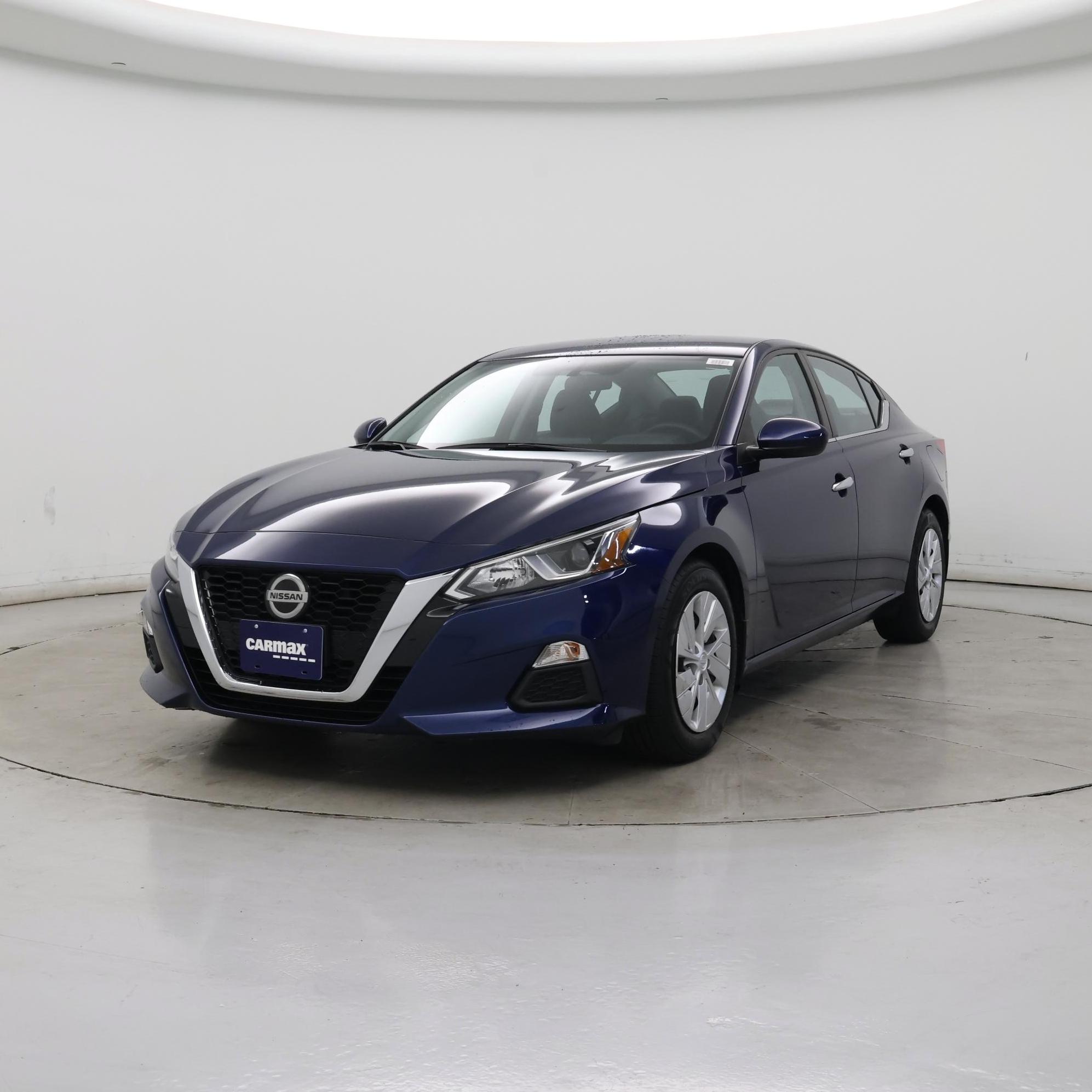 Thumbnail: 2020 Nissan Altima - 4