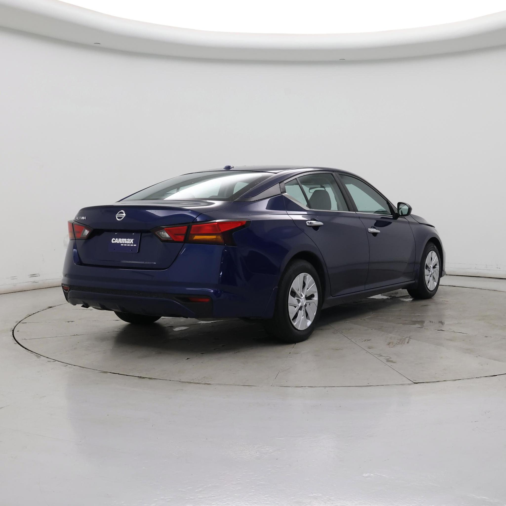 Thumbnail: 2020 Nissan Altima - 8