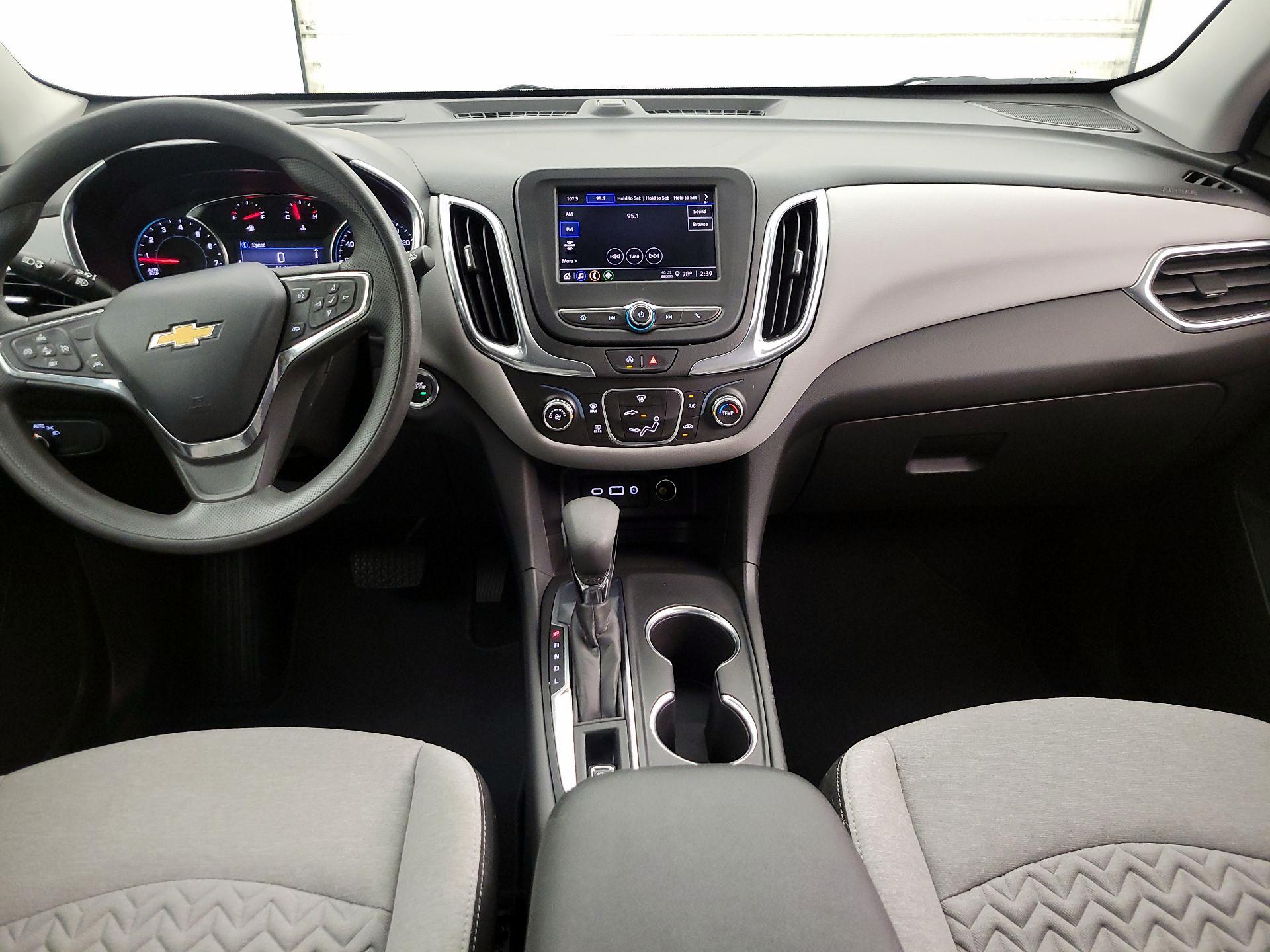 Thumbnail: 2022 Chevrolet Equinox - 9